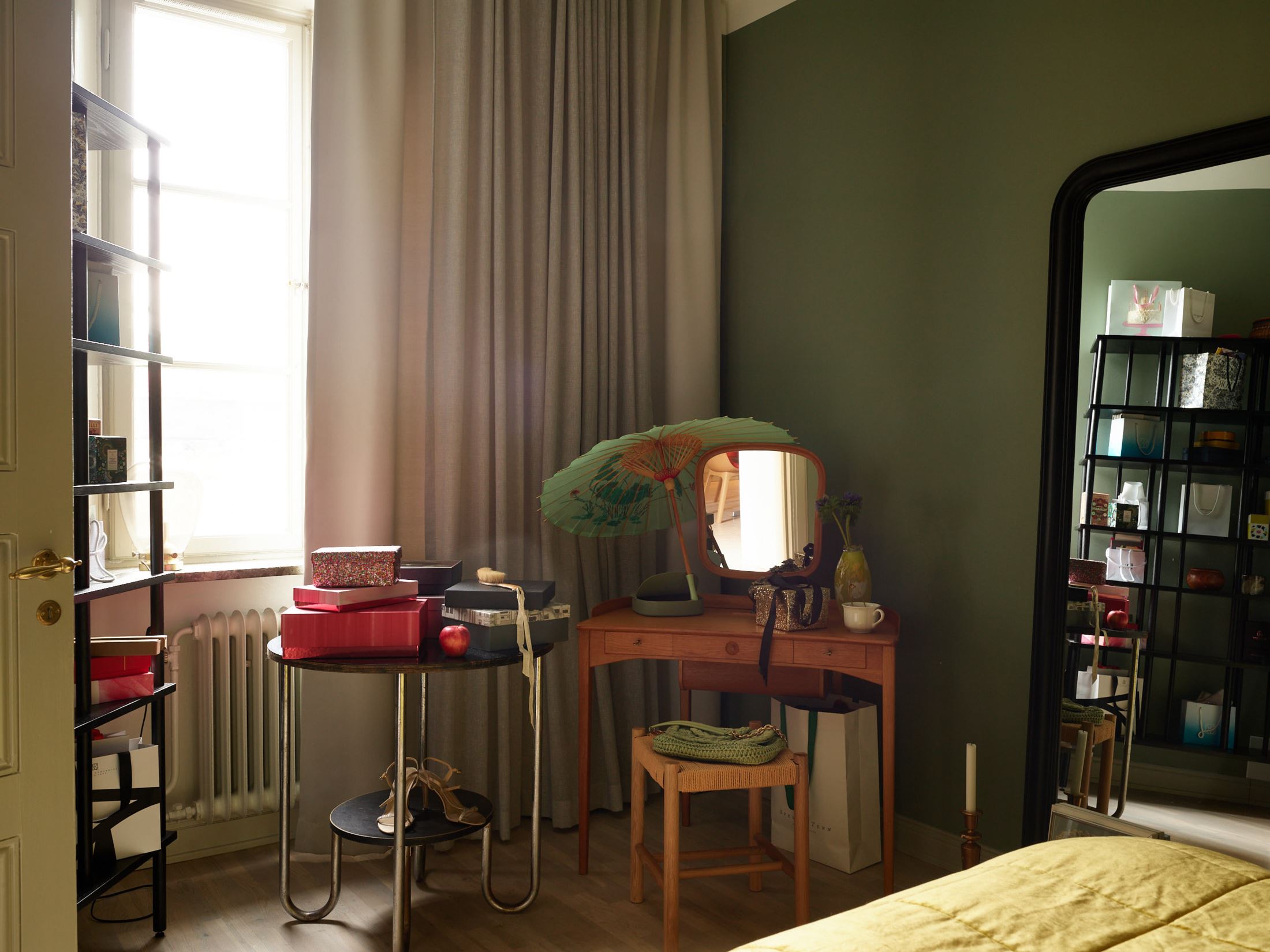 coiffeuse dans chambre appartement décoration vintage coiffeuse dans chambre appartement décoration vintage