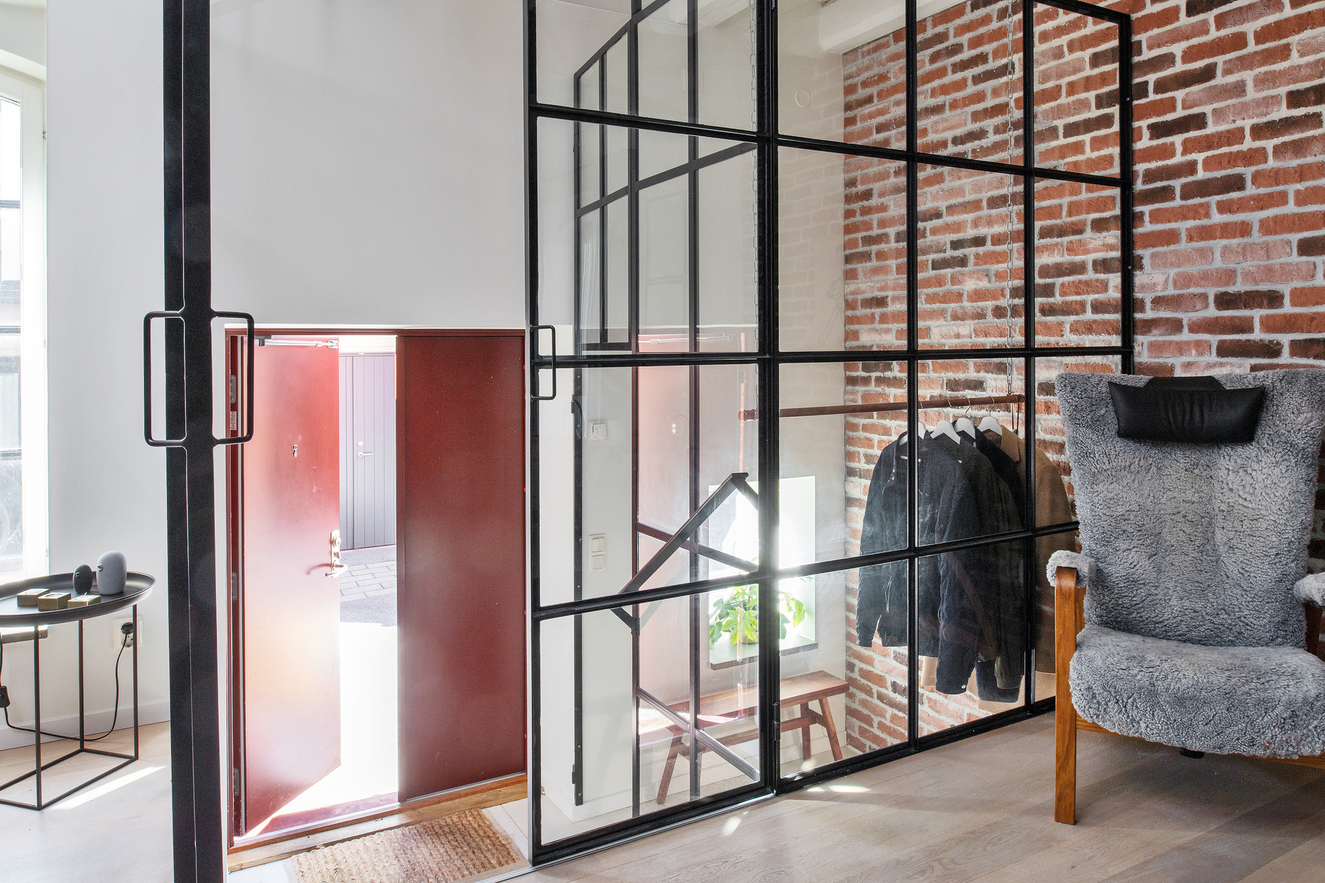entrée salon avec verrière petit loft 67m2 entrée salon avec verrière petit loft 67m2