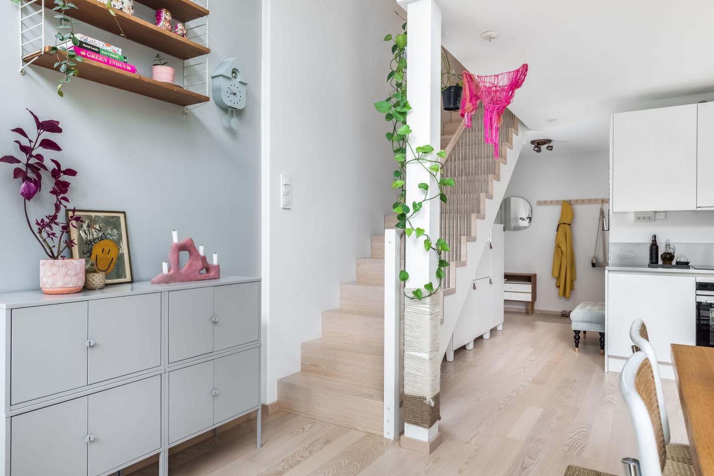 salon avec escalier salon avec escalier