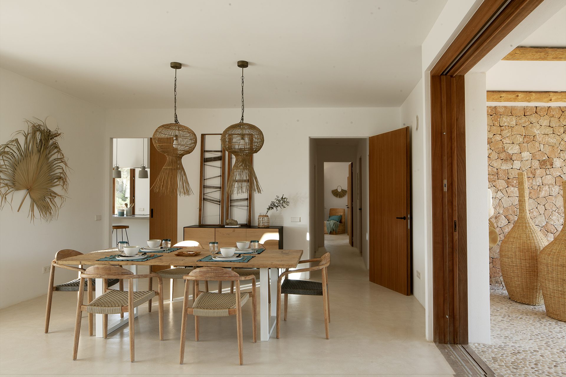salle à manger maison en pierres décoration contemporaine et naturelle salle à manger maison en pierres décoration contemporaine et naturelle