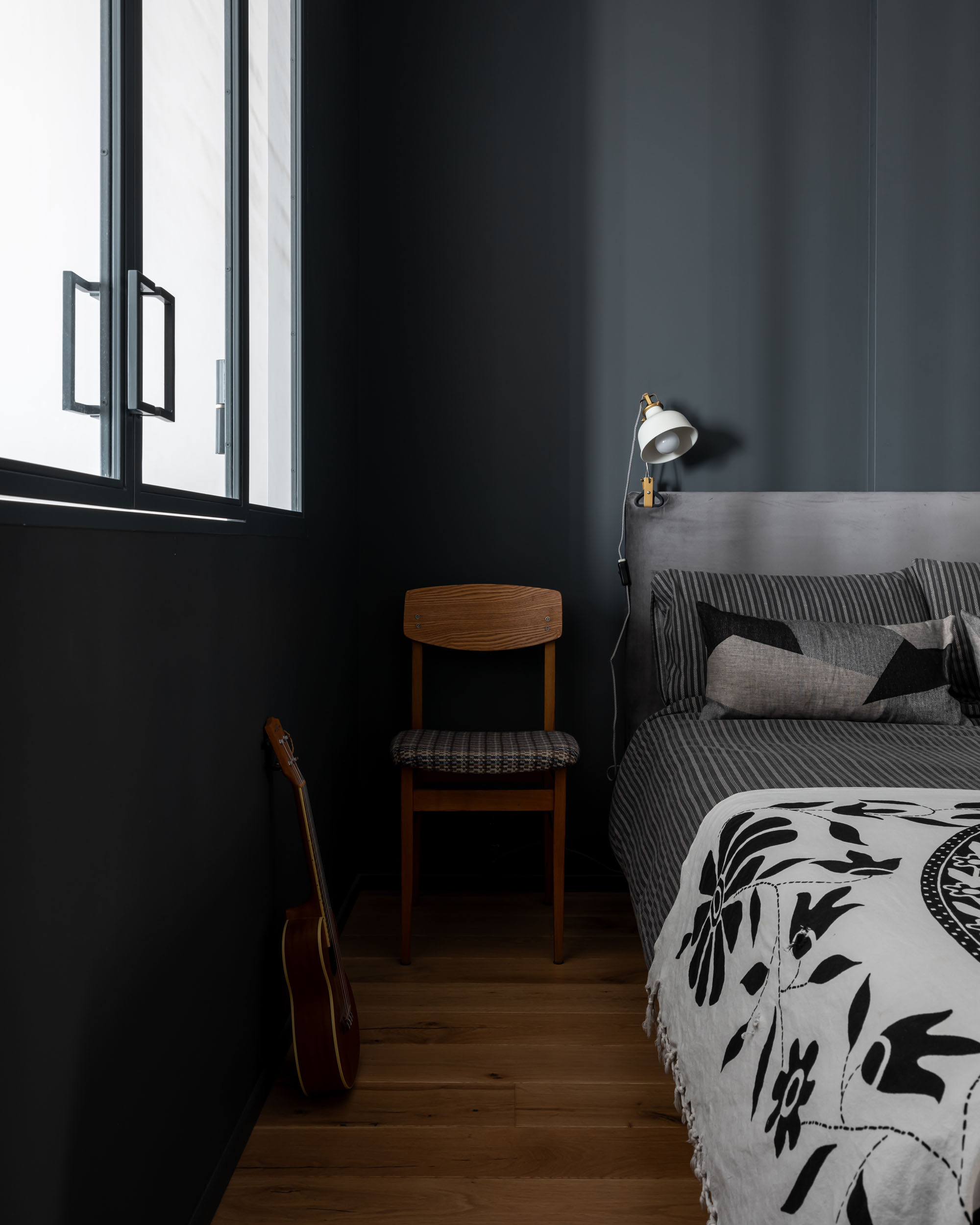 chambre en second jour avec verrière décoration contemporaine appartement 40m2