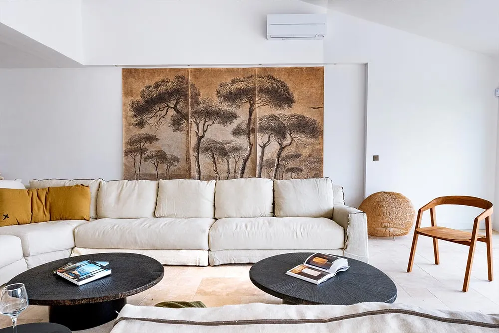 salon décoration contemporaine dans maison en pierres Mas du Loriot
