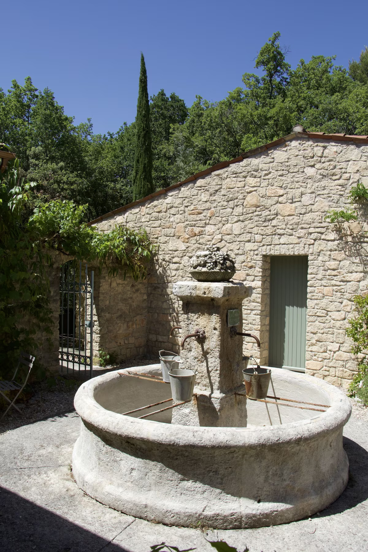 maison en pierres Mas du Loriot