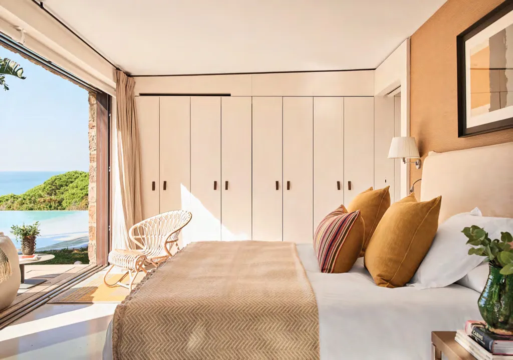 chambre mur jaune Villa Punta Paloma Tarifa chambre mur jaune Villa Punta Paloma Tarifa