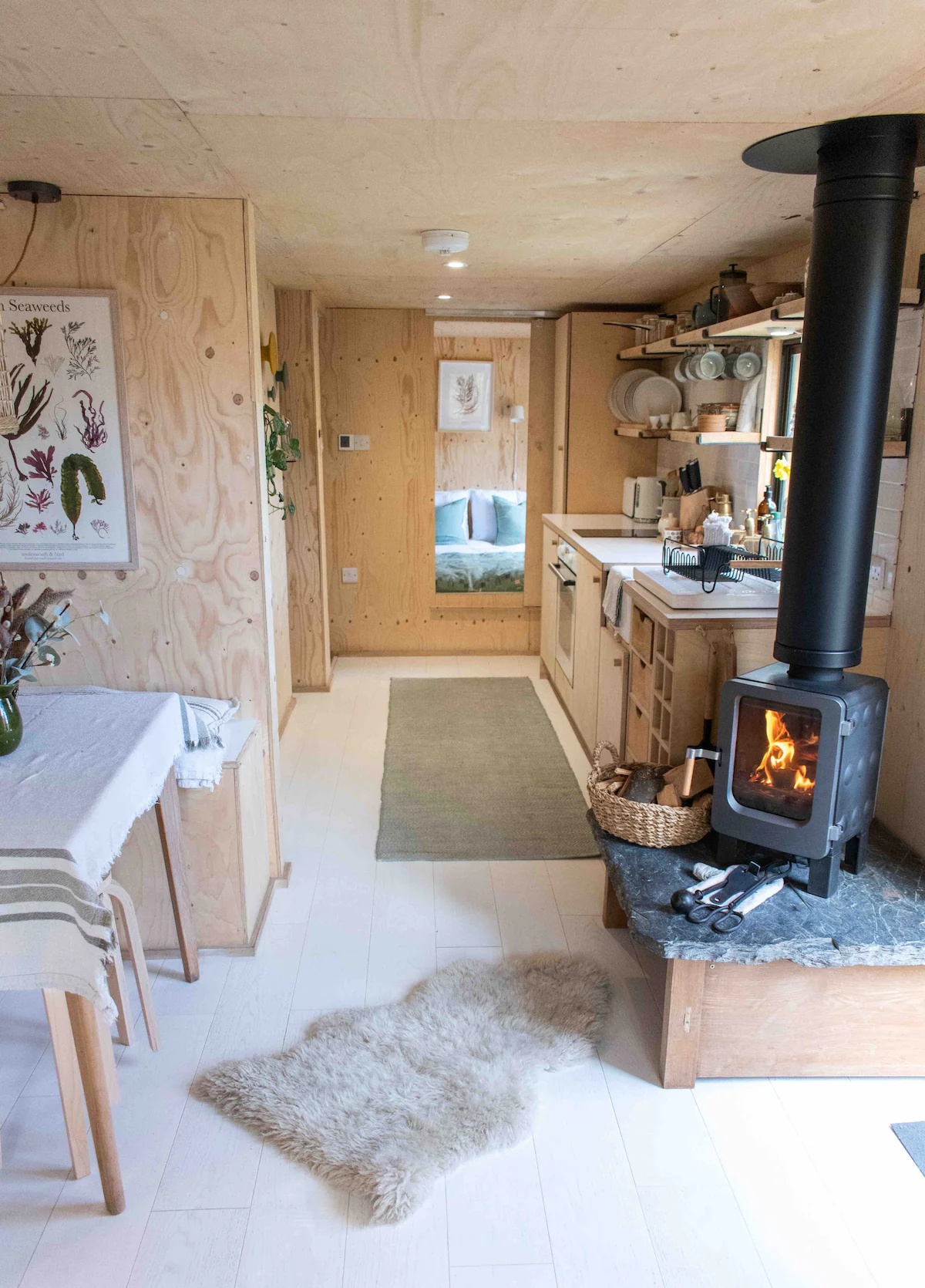 salon et cuisine tiny house 28m2 pour six personnes salon et cuisine tiny house 28m2 pour six personnes
