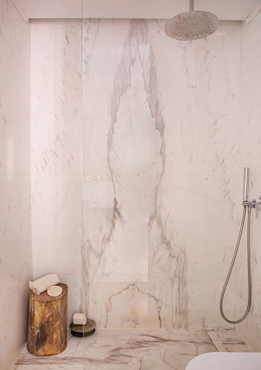 salle de bain marbre décoration contemporaine