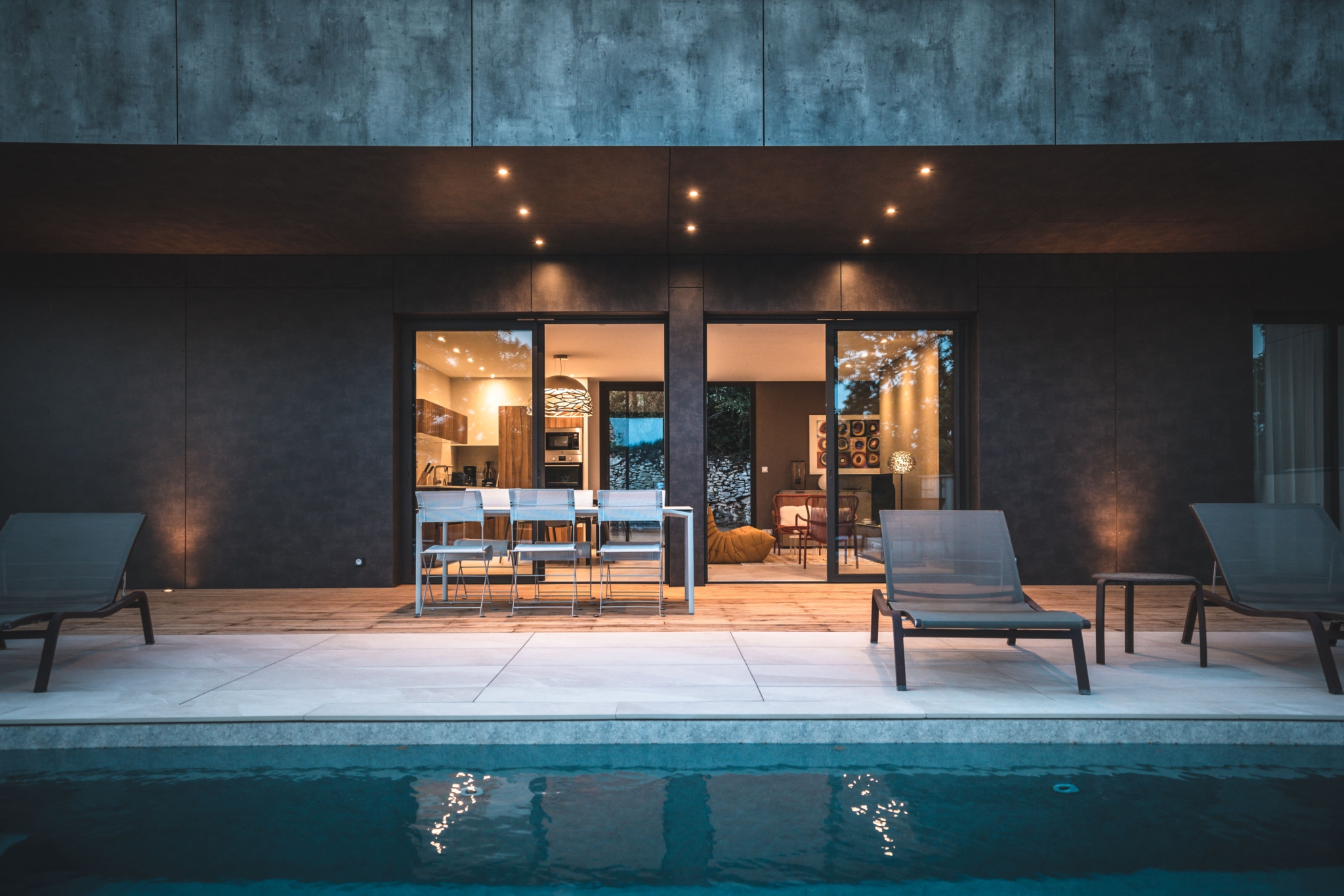 maison contemporaine avec piscine décoration design Domaine de Labro Aveyron maison contemporaine avec piscine décoration design Domaine de Labro Aveyron
