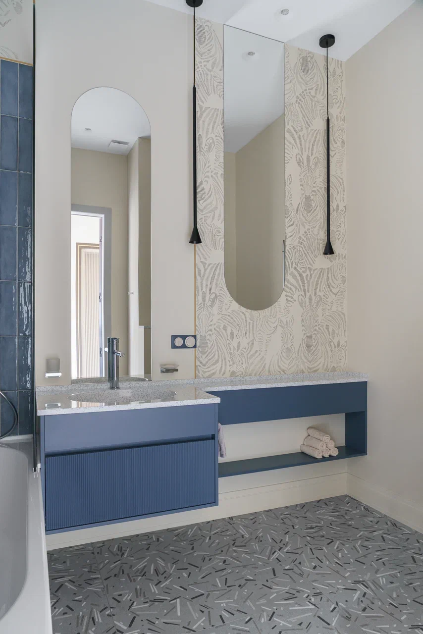 salle de bain bleue décoration contemporaine salle de bain bleue décoration contemporaine