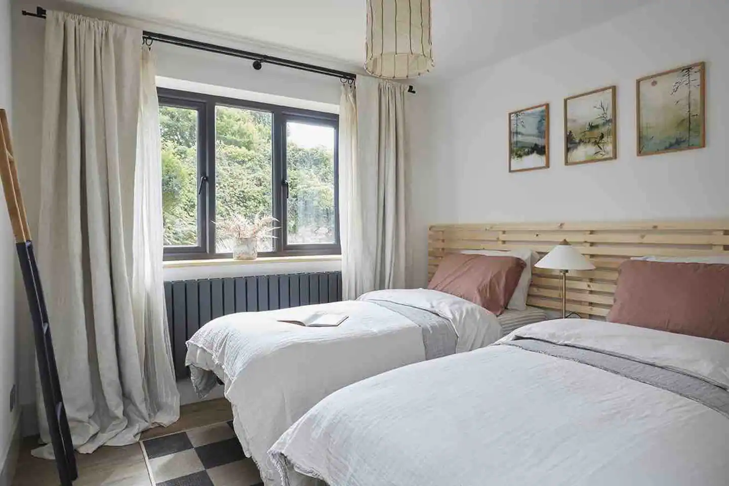 chambre à deux lits maison en bois île de Wight chambre à deux lits maison en bois île de Wight