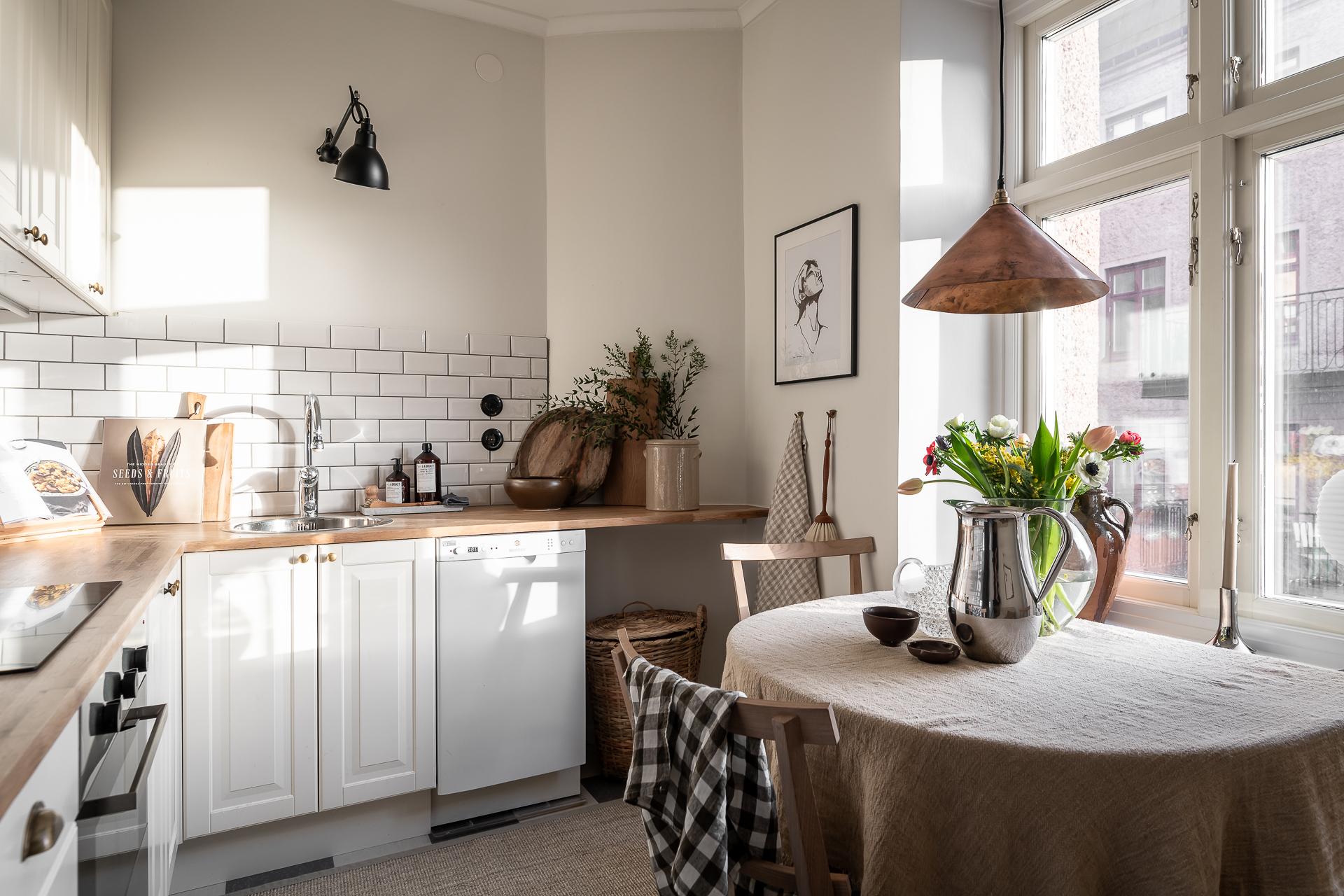 cuisine séparée studio 39m2 décoration scandinave