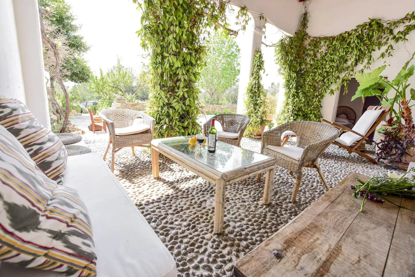 terrasse sol pavé villa Can Felix Ibiza Airbnb terrasse sol pavé villa Can Felix Ibiza Airbnb