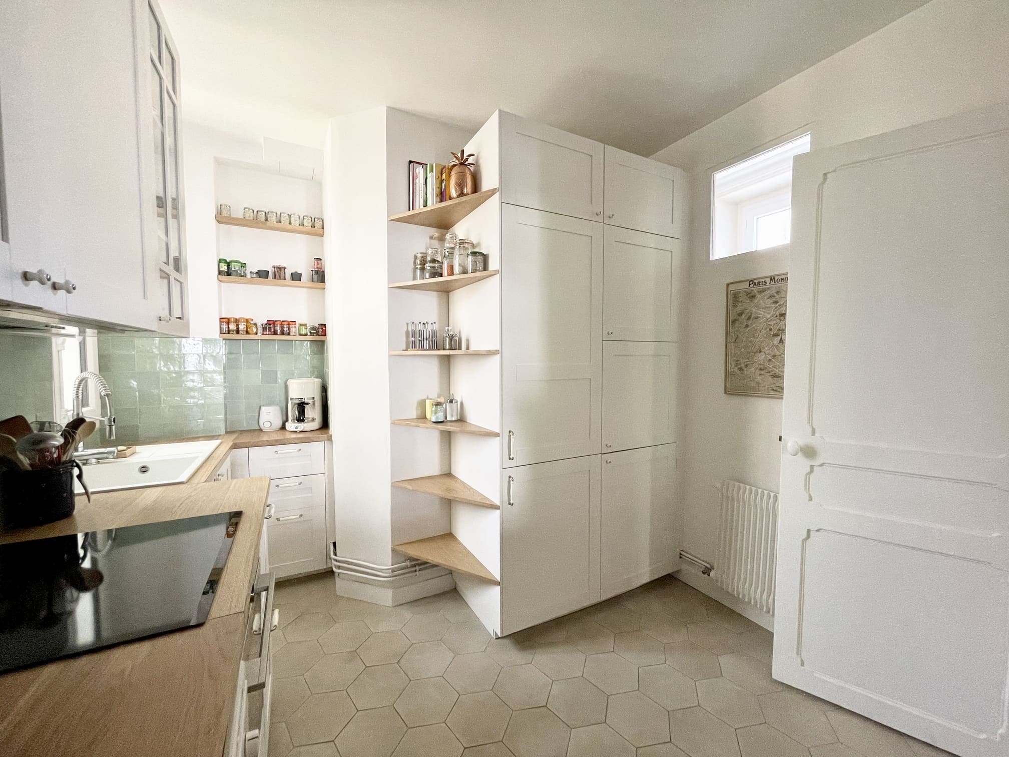 cuisine décoration contemporaine par Happy Pog compte instagram https://www.instagram.com/charlotte_gille/ cuisine décoration contemporaine par Happy Pog compte instagram https://www.instagram.com/charlotte_gille/