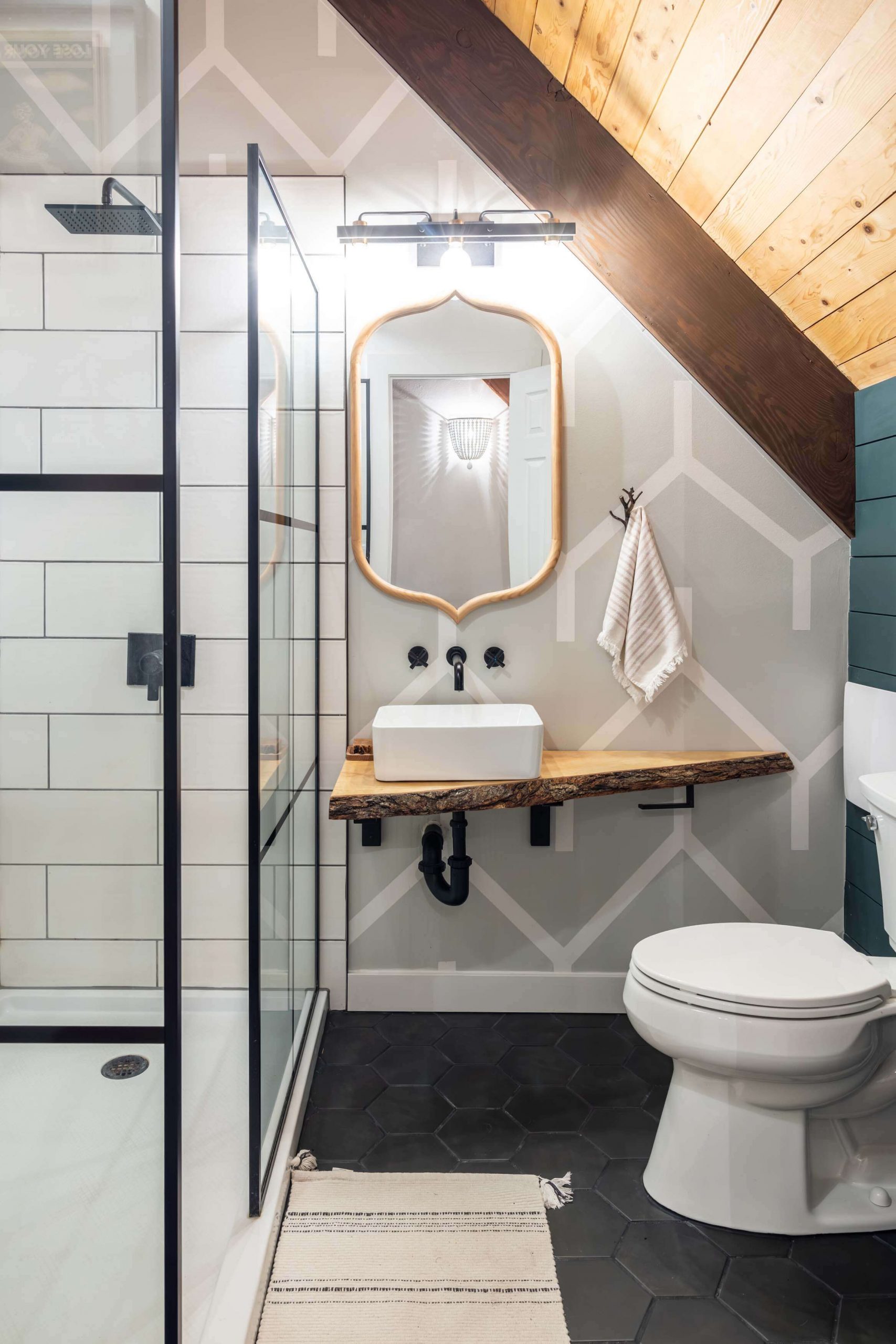 salle de bain mansardée maison en bois salle de bain mansardée maison en bois