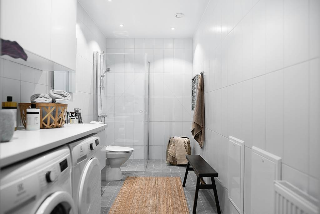 salle de bain avec espace buanderie salle de bain avec espace buanderie
