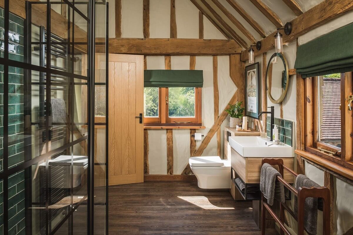 salle de bain avec poutres décoration rustique chic et contemporaine salle de bain avec poutres décoration rustique chic et contemporaine
