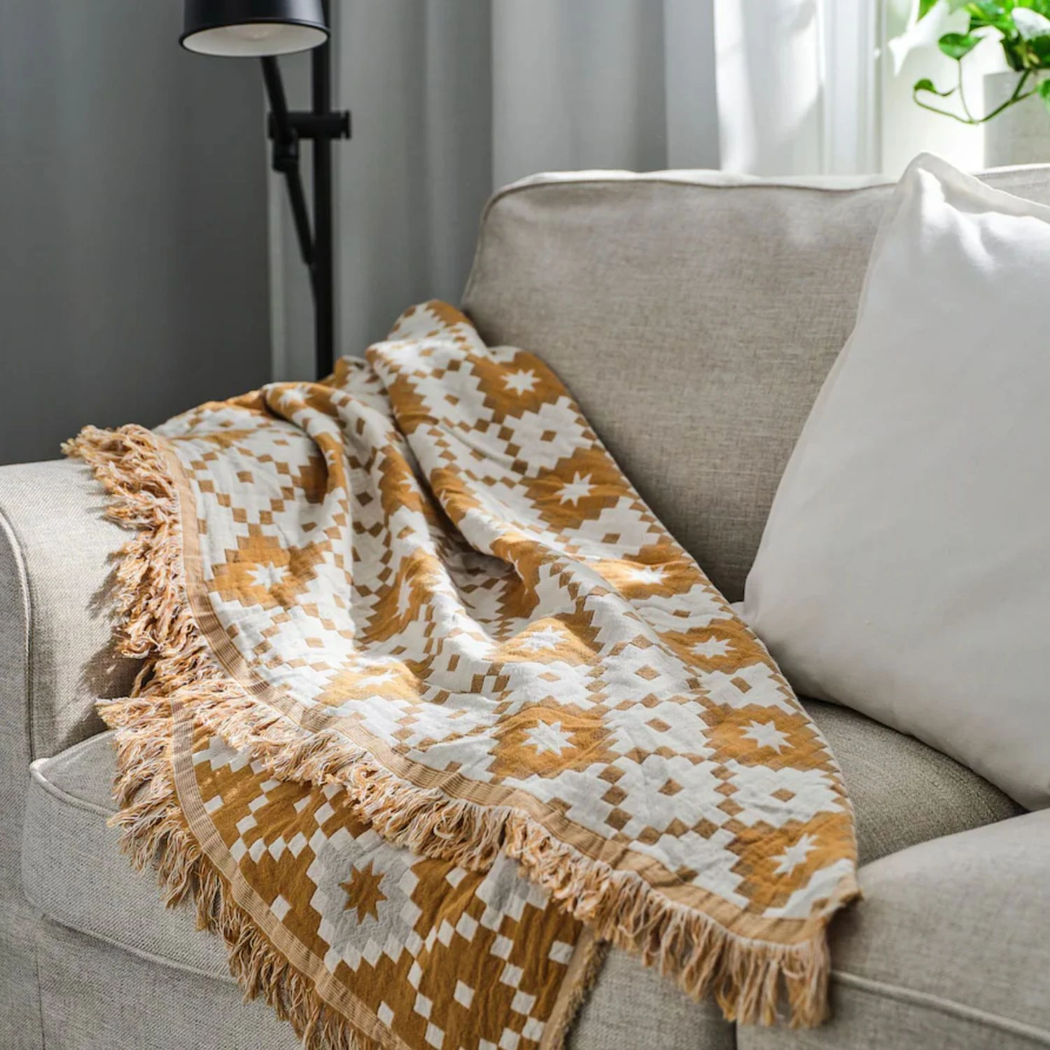 plaid jaune façon kilim plaid jaune façon kilim