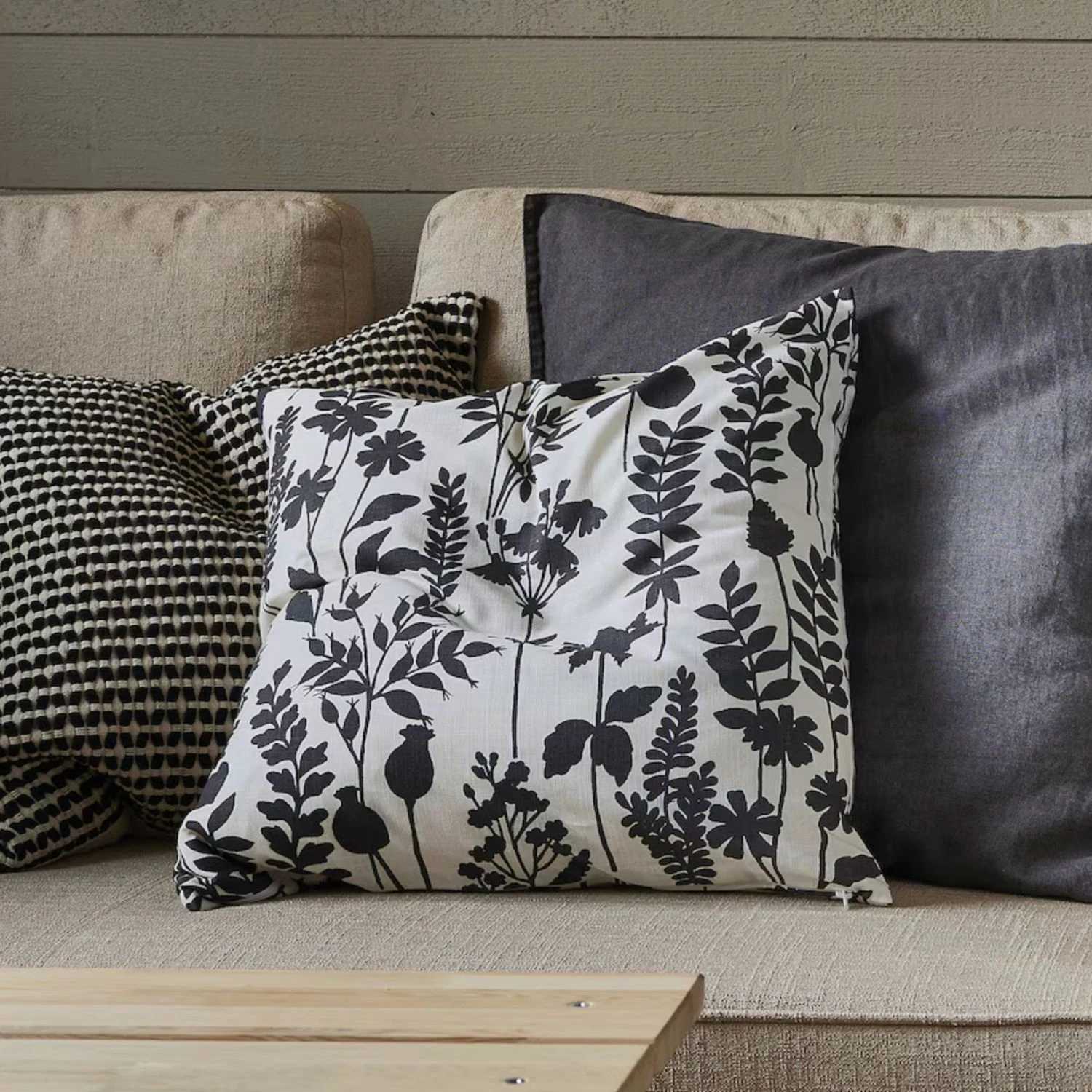 coussin fleuri coussin fleuri