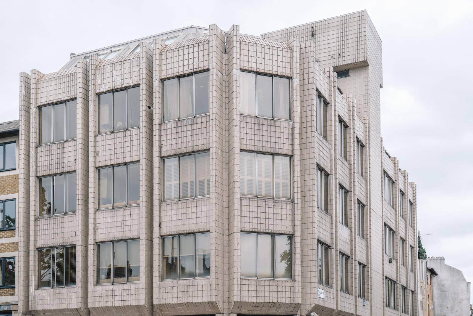 immeuble style brutaliste Londres immeuble style brutaliste Londres