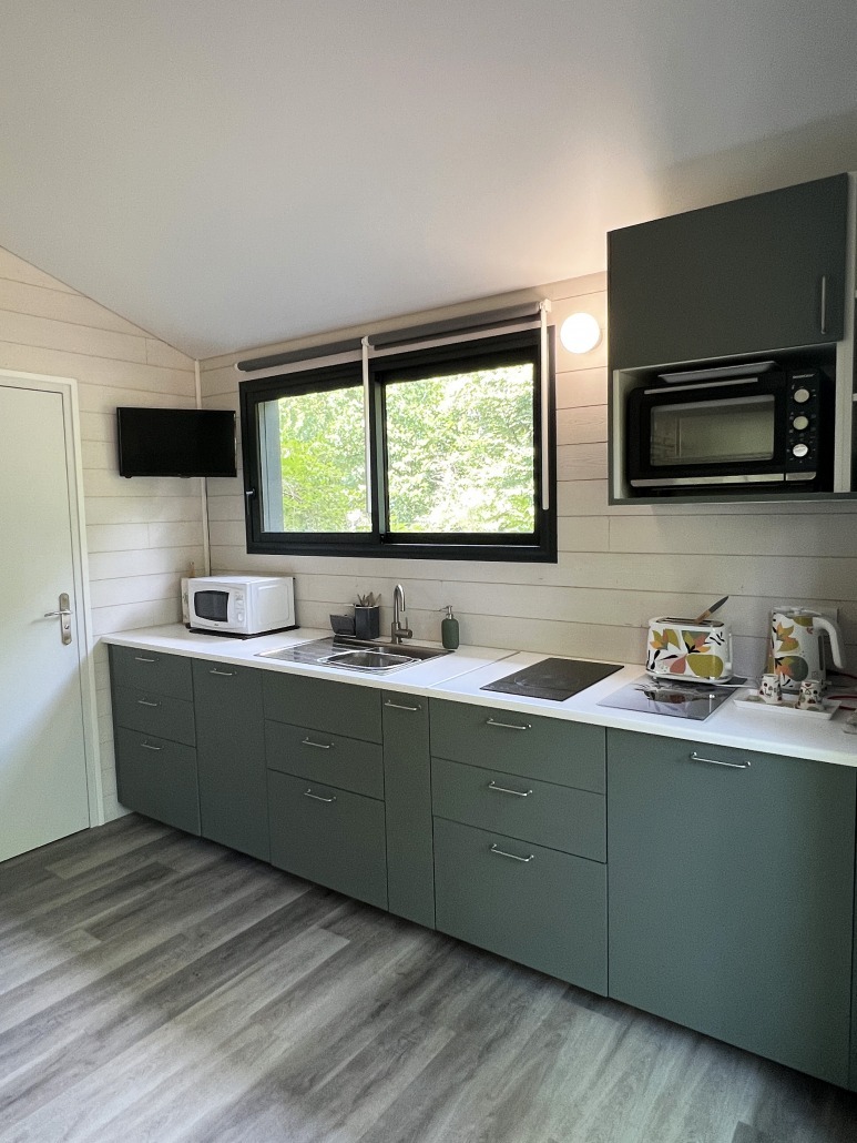 cuisine design grise mini maison LODJ cuisine design grise mini maison LODJ