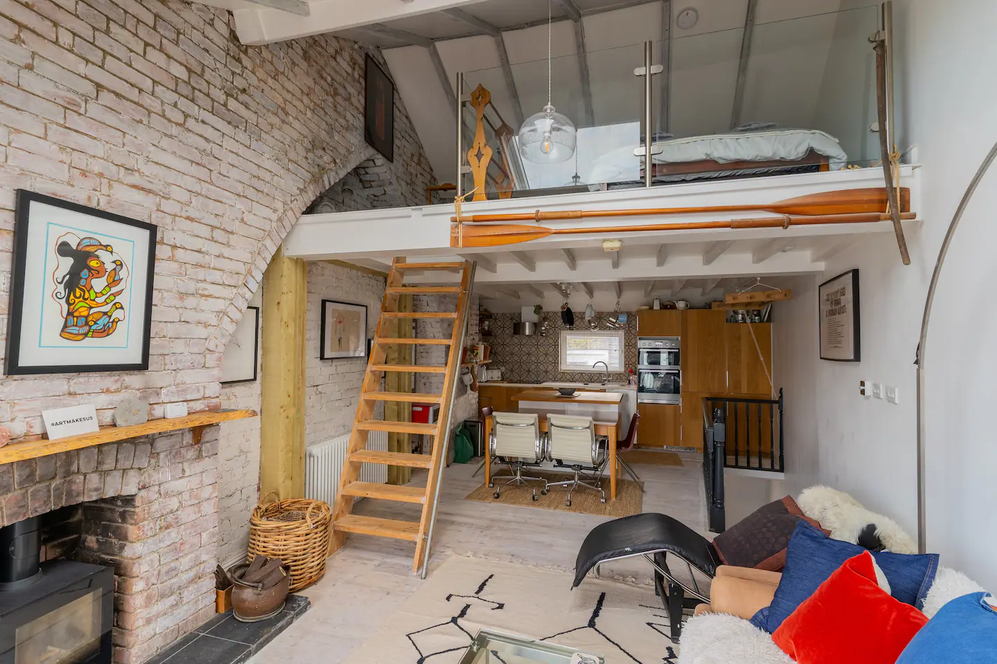 salon loft vintage avec mezzanine salon loft vintage avec mezzanine