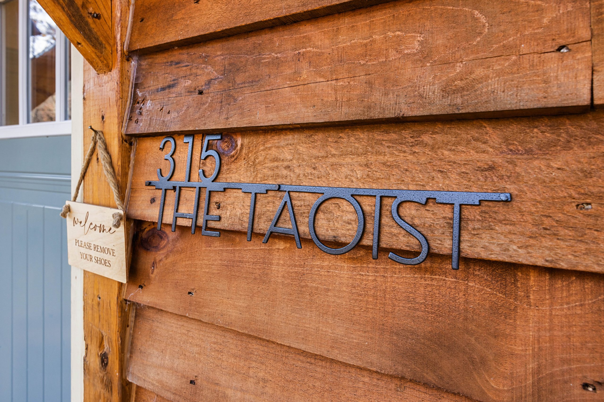 petite maison en bois 37m2 The Taoist Cabin petite maison en bois 37m2 The Taoist Cabin