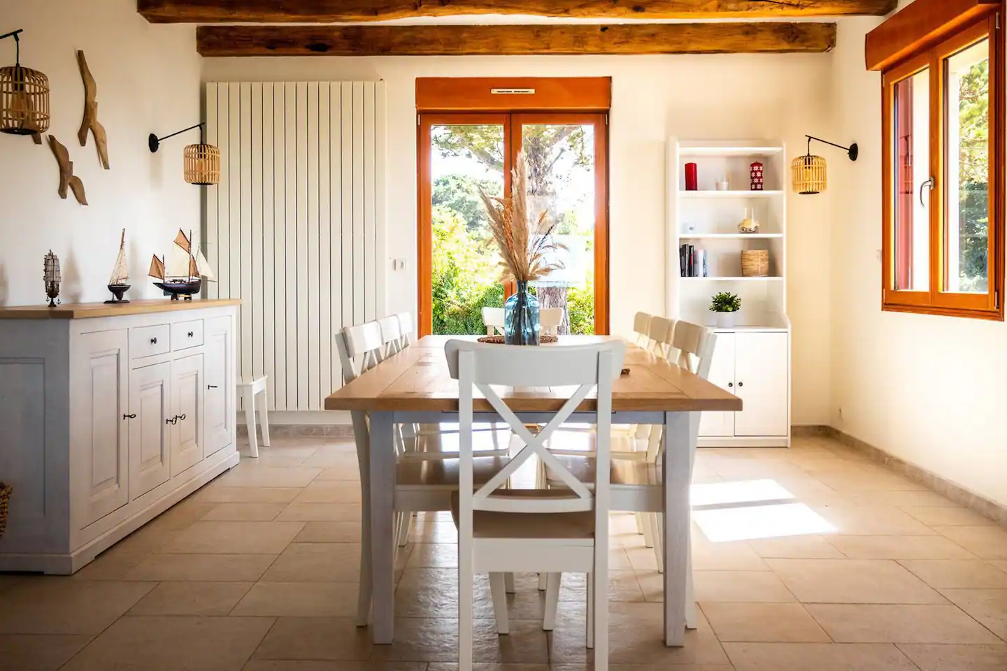 salle à manger avec poutres salle à manger avec poutres