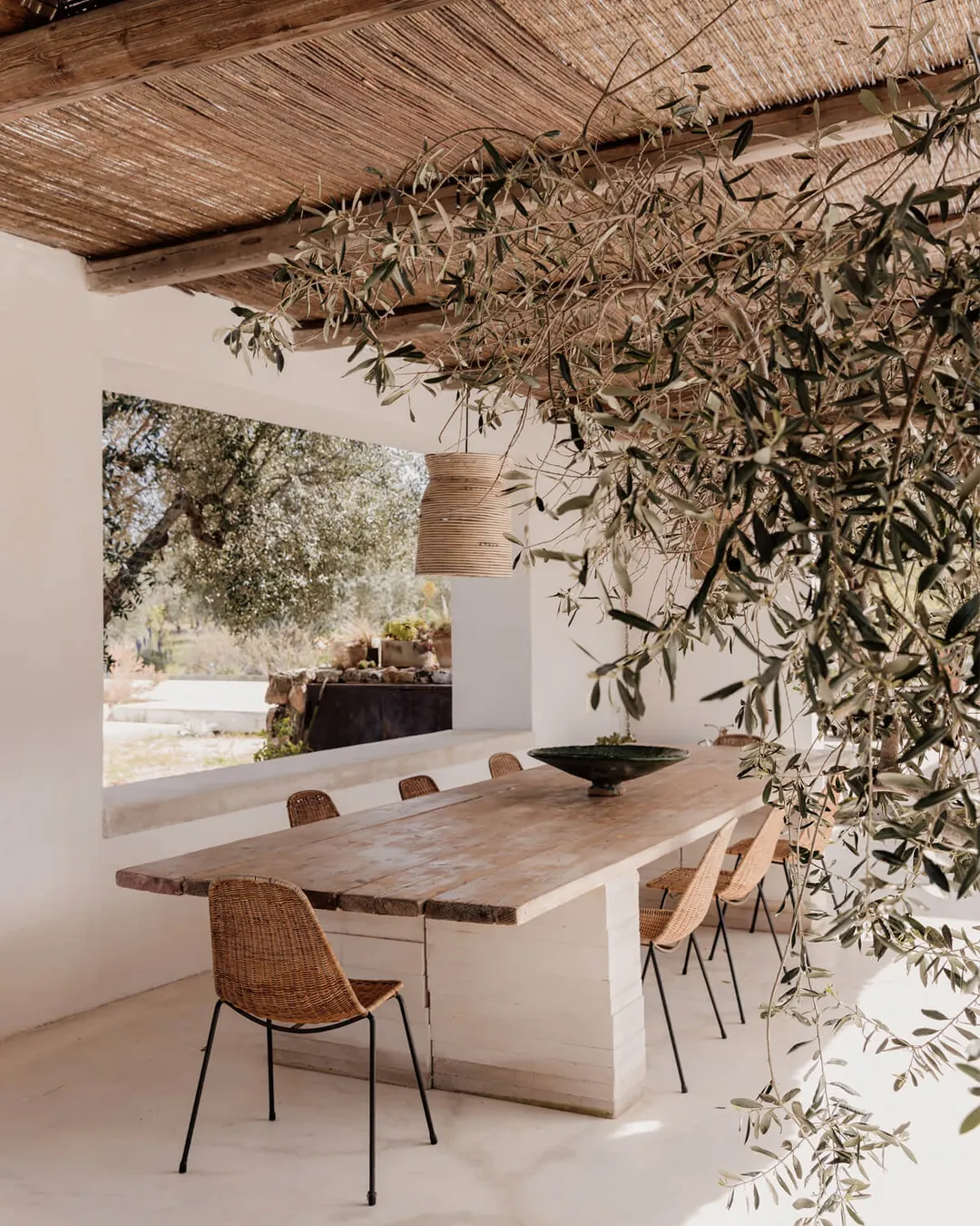 terrasse avec pergola maison Amazigh Pouilles décoration naturelle
