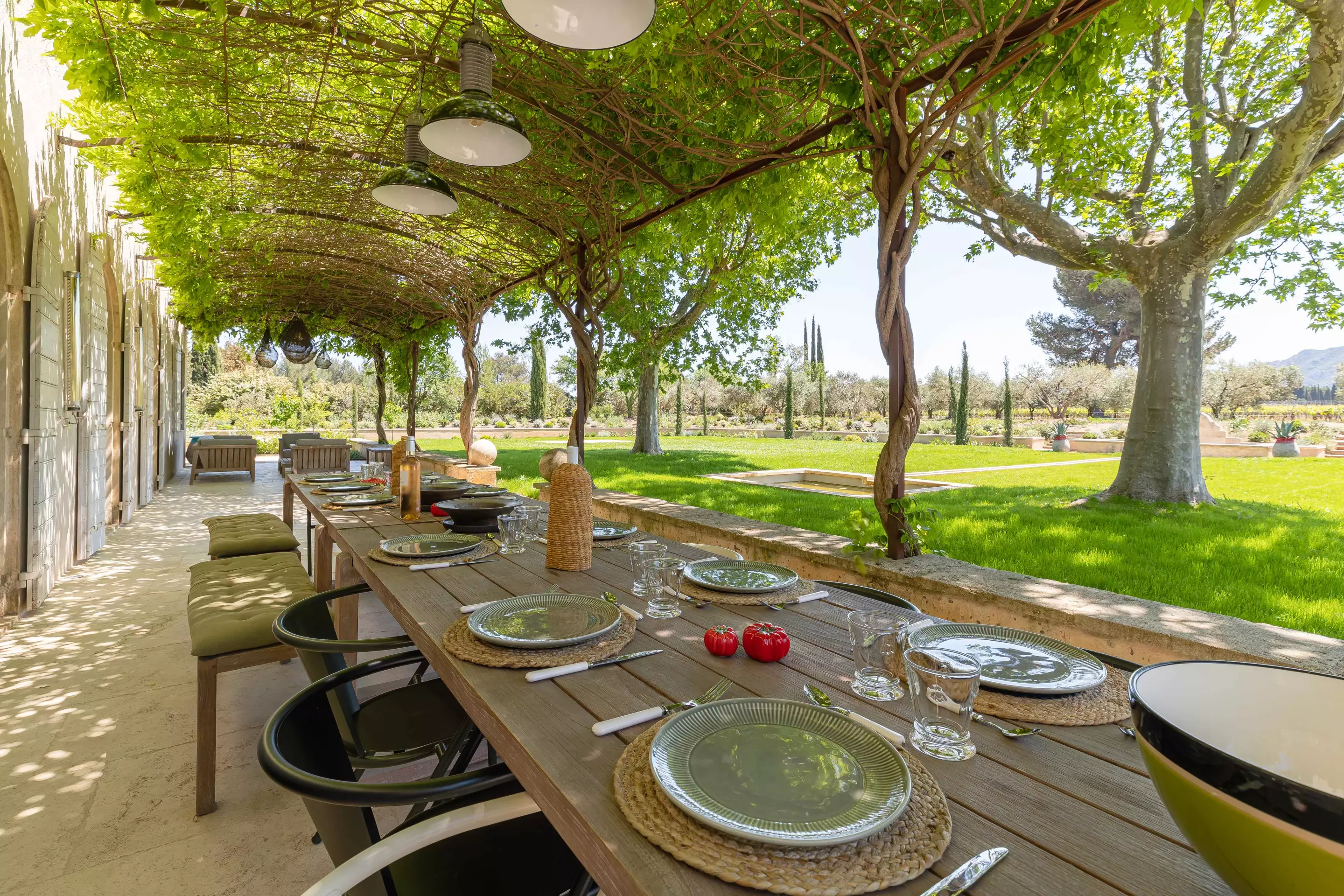 terrasse avec pergola maison Provence Bastide Bellavista