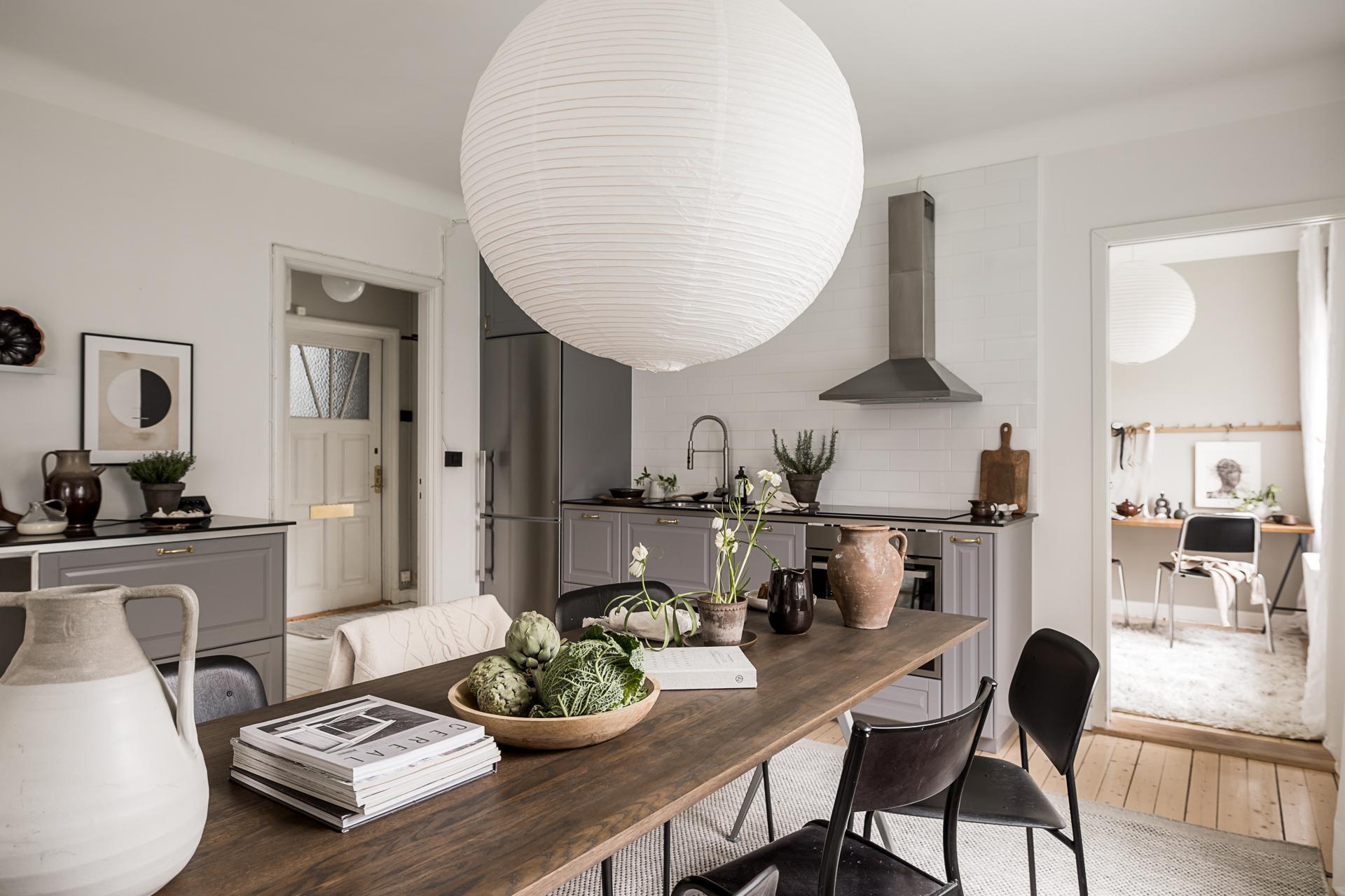 cuisine IKEA grise trois-pièces de 57m2 décoration scandinave cuisine IKEA grise trois-pièces de 57m2 décoration scandinave