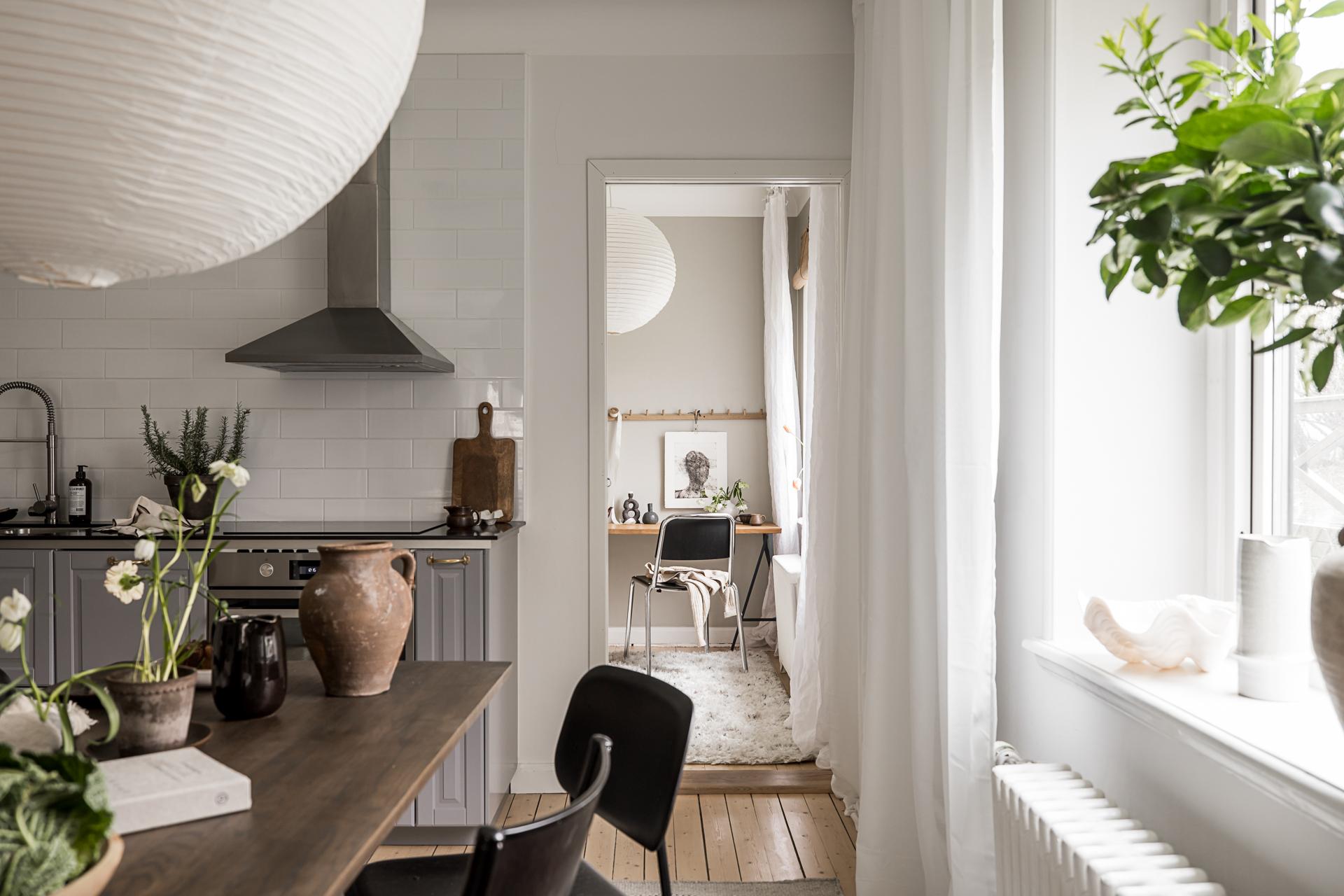 cuisine IKEA grise trois-pièces de 57m2 décoration scandinave cuisine IKEA grise trois-pièces de 57m2 décoration scandinave