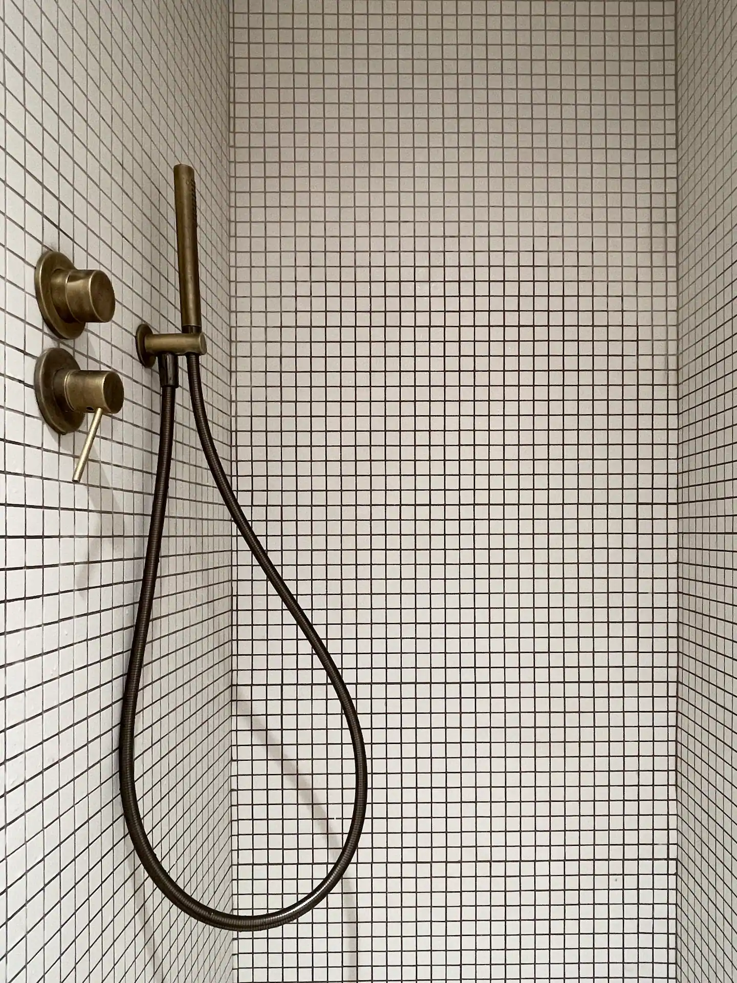 salle de bain petit duplex décoration design Marseille quartier du Panier salle de bain petit duplex décoration design Marseille quartier du Panier