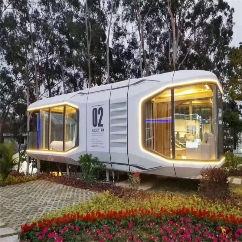 mini maison préfabriquée à l'allure futuriste 40m2