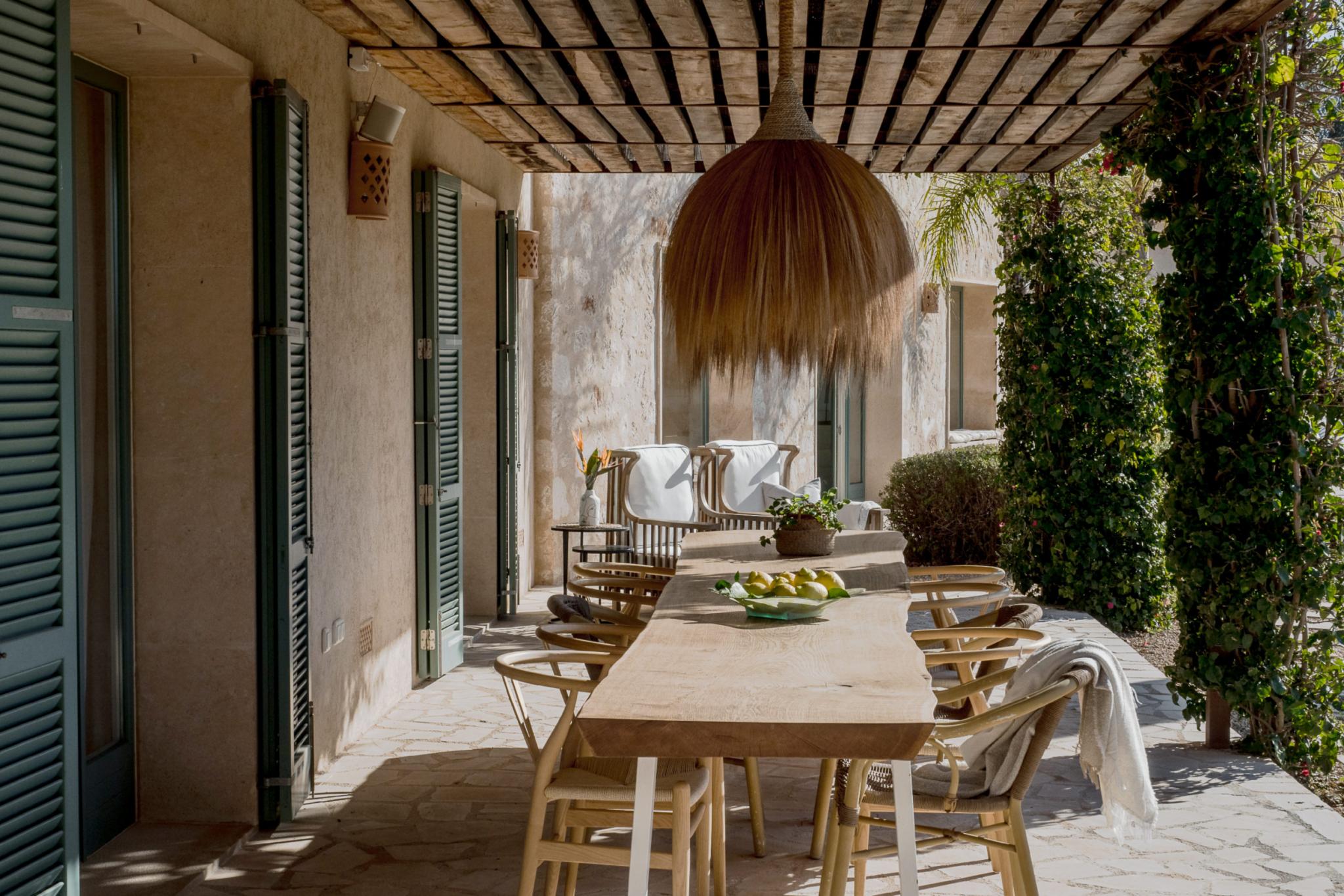 terrasse avec pergola maison en pierres terrasse avec pergola maison en pierres