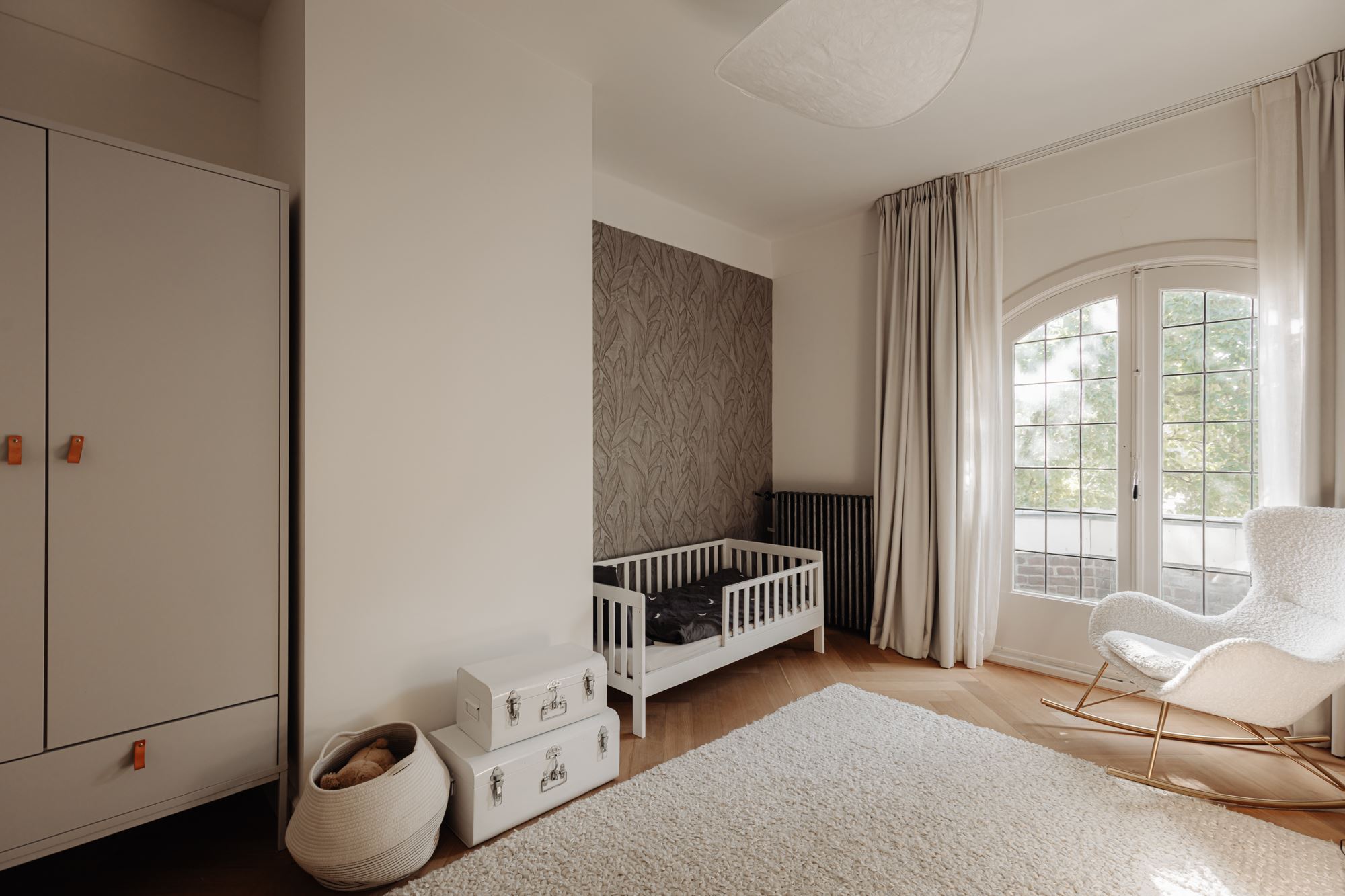 chambre d'enfant décoration design beige