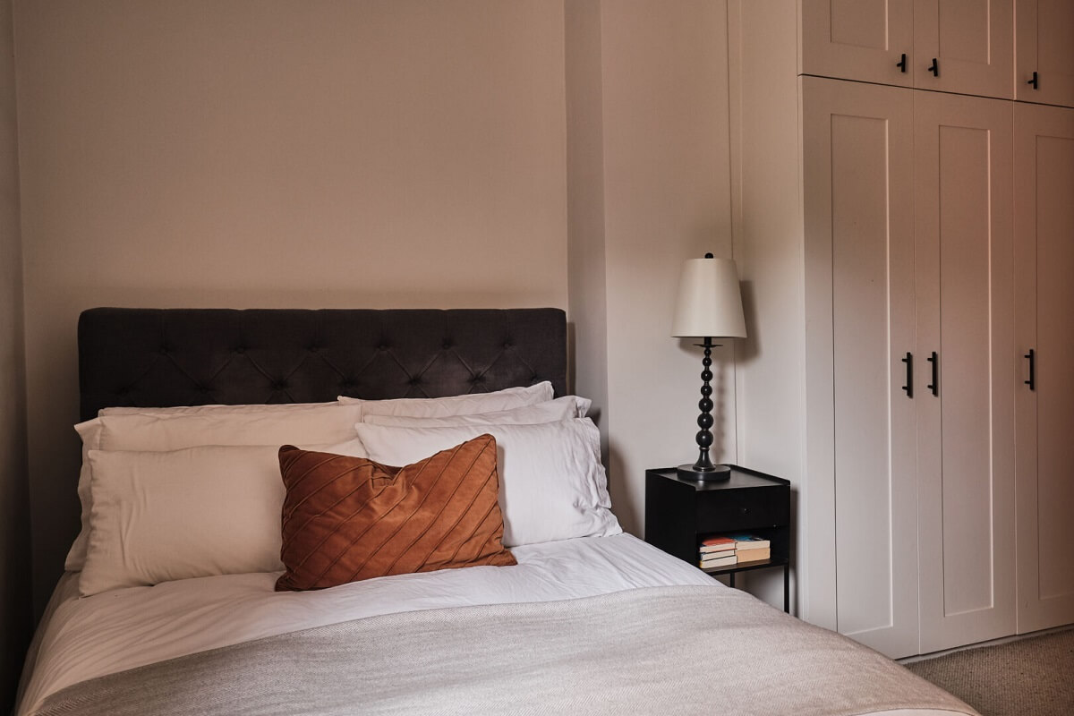 chambre avec placard maison de ville 98m2