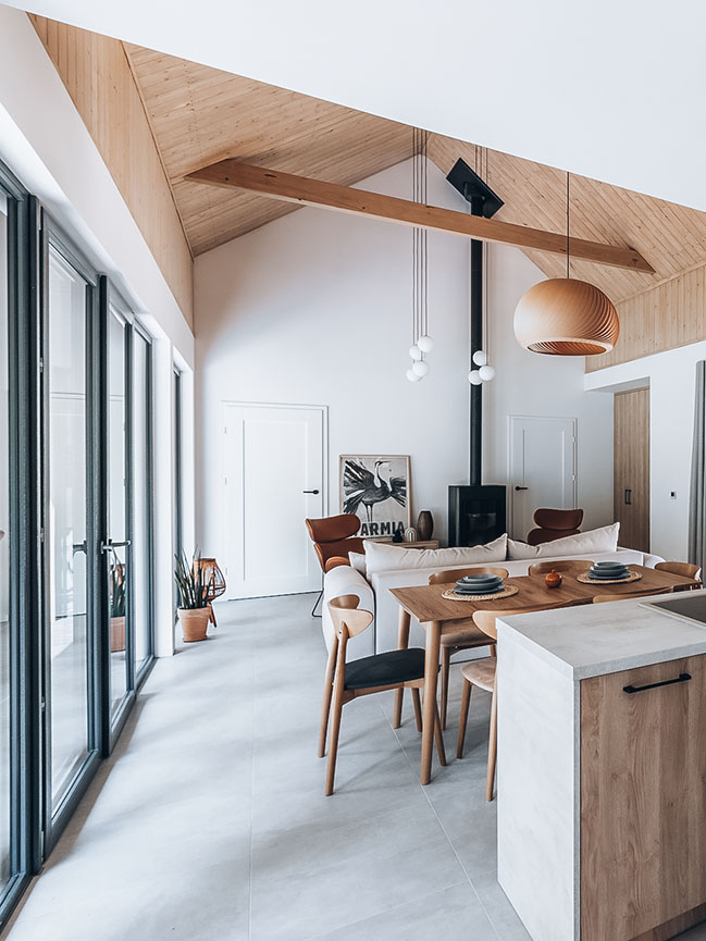 salon double hauteur avec cuisine ouverte salon double hauteur avec cuisine ouverte