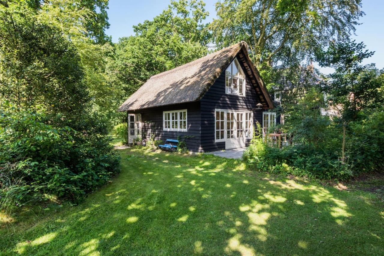 maison en bois ancien atelier de peintre