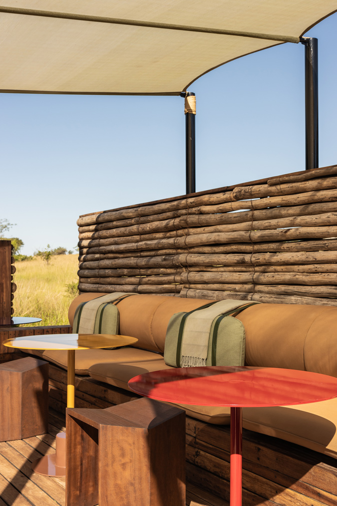 terrasse avec pergola Singita Mara River Tented Camp terrasse avec pergola Singita Mara River Tented Camp