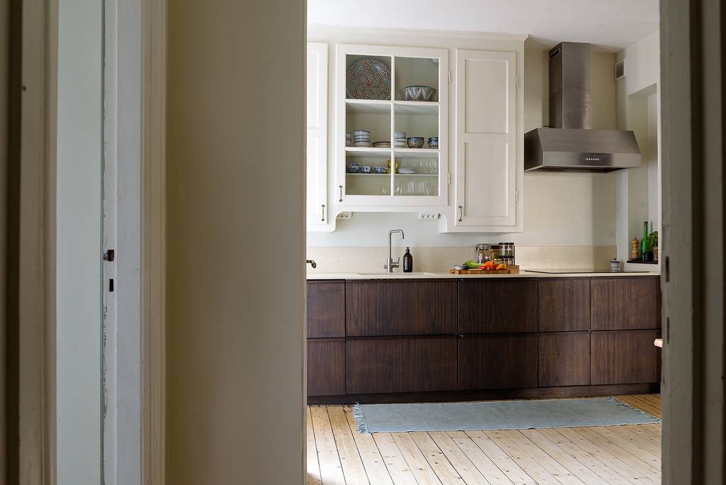 cuisine design bois foncé