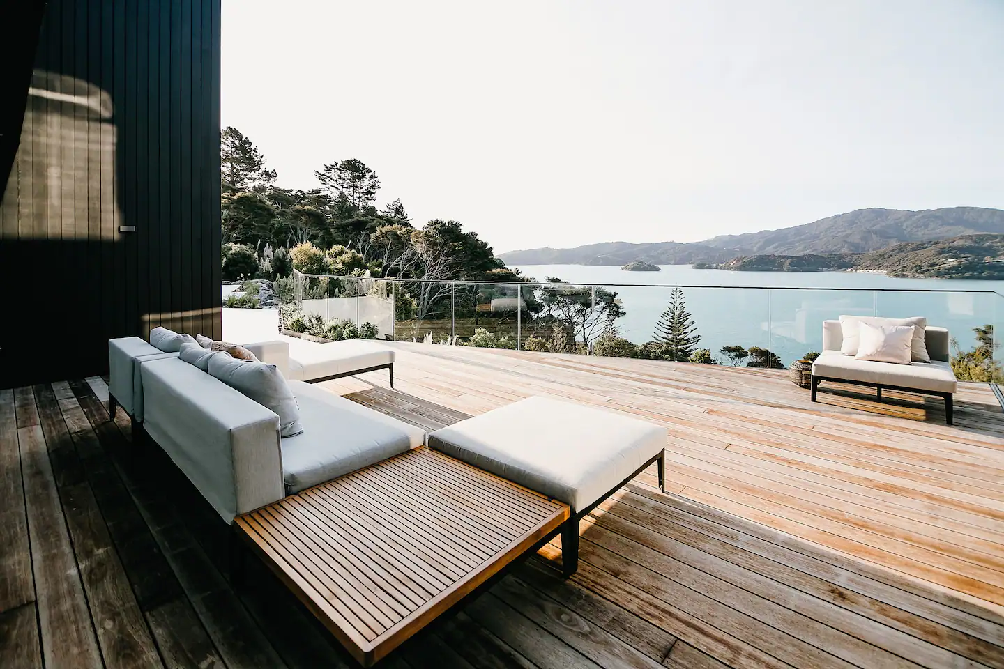 terrasse bois vue mer maison contemporaine