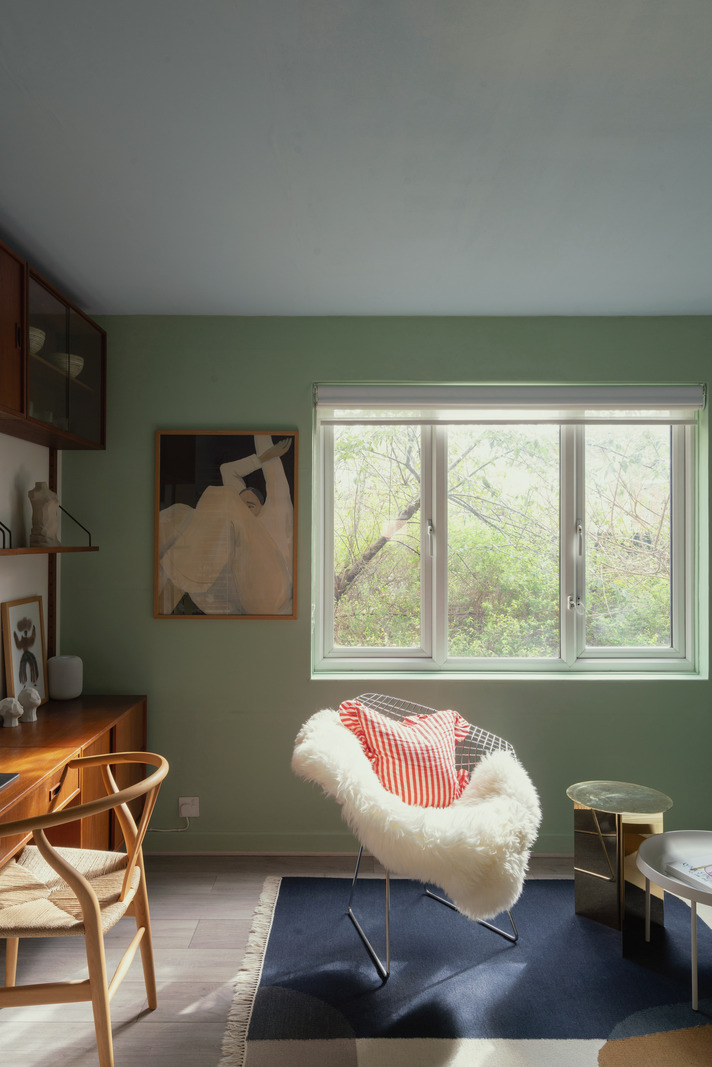 salon deux-pièces 35m2 décoration colorée