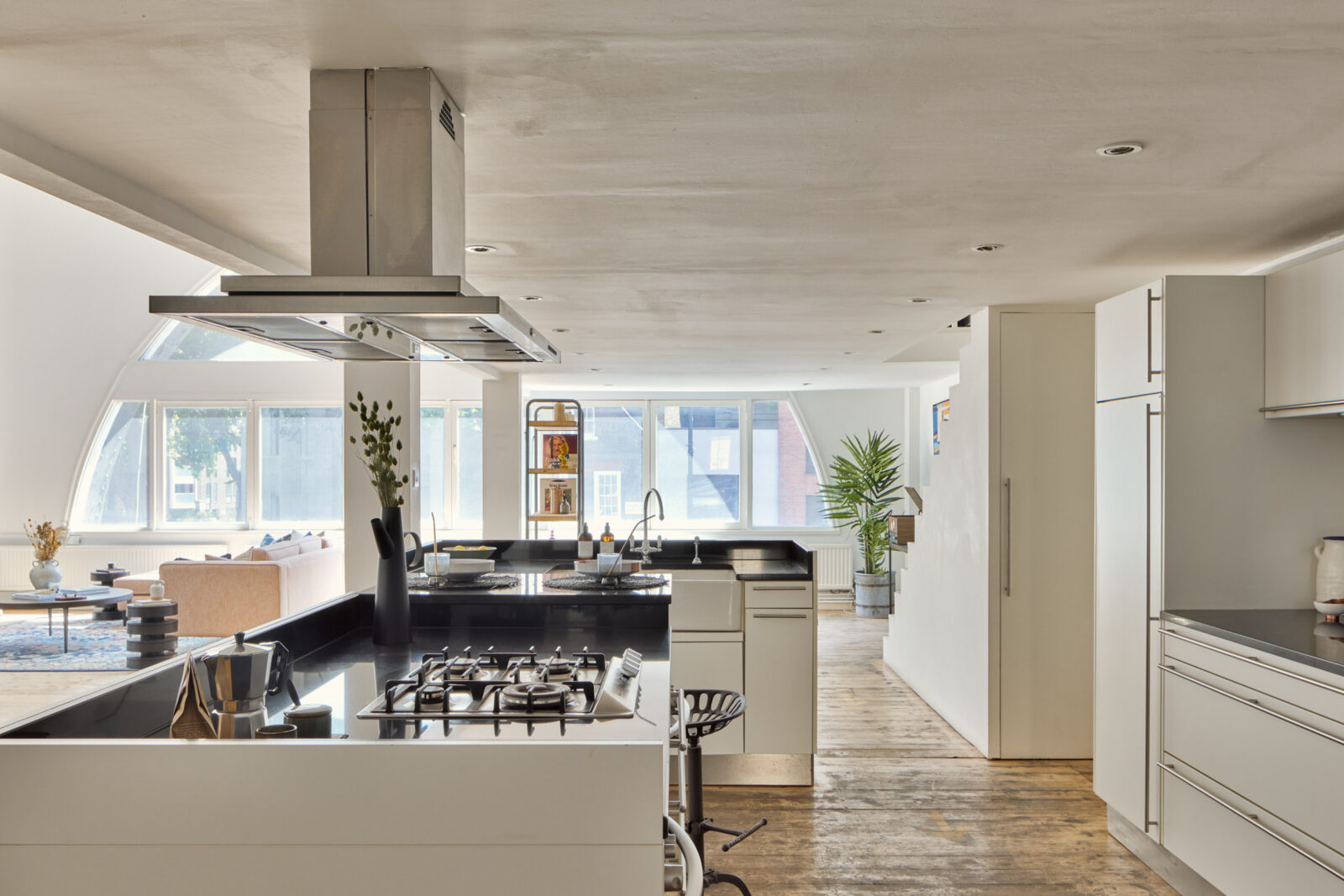 cuisine blanche design sous mezzanine cuisine blanche design sous mezzanine