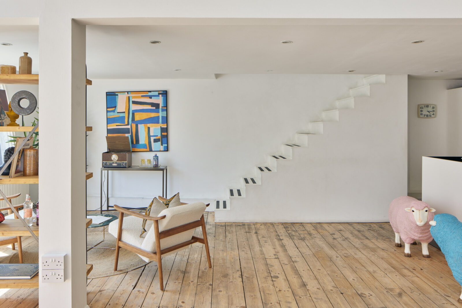 salon avec escalier salon avec escalier