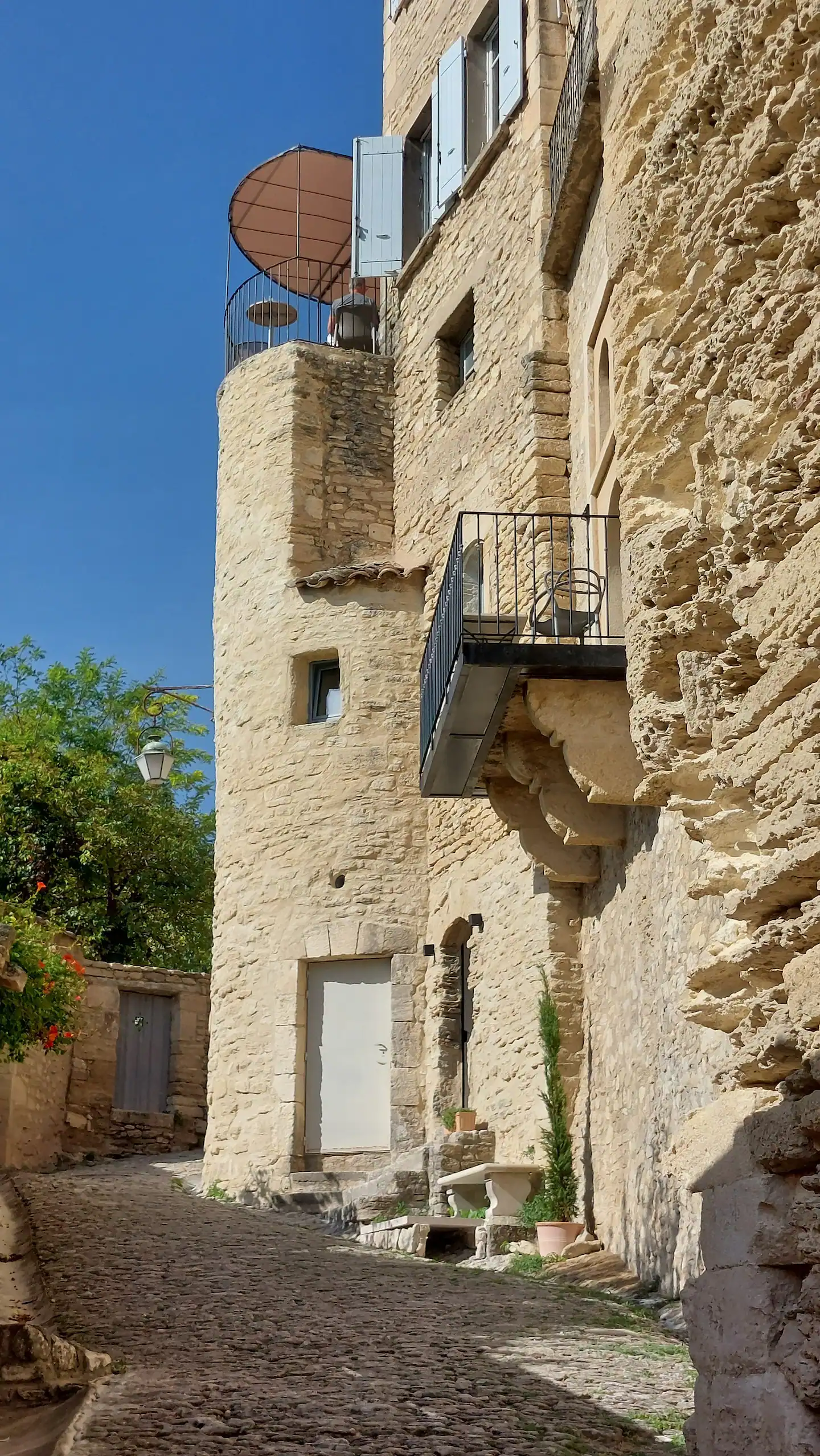 maison en pierre rénovée La maison du Luberon maison en pierre rénovée La maison du Luberon