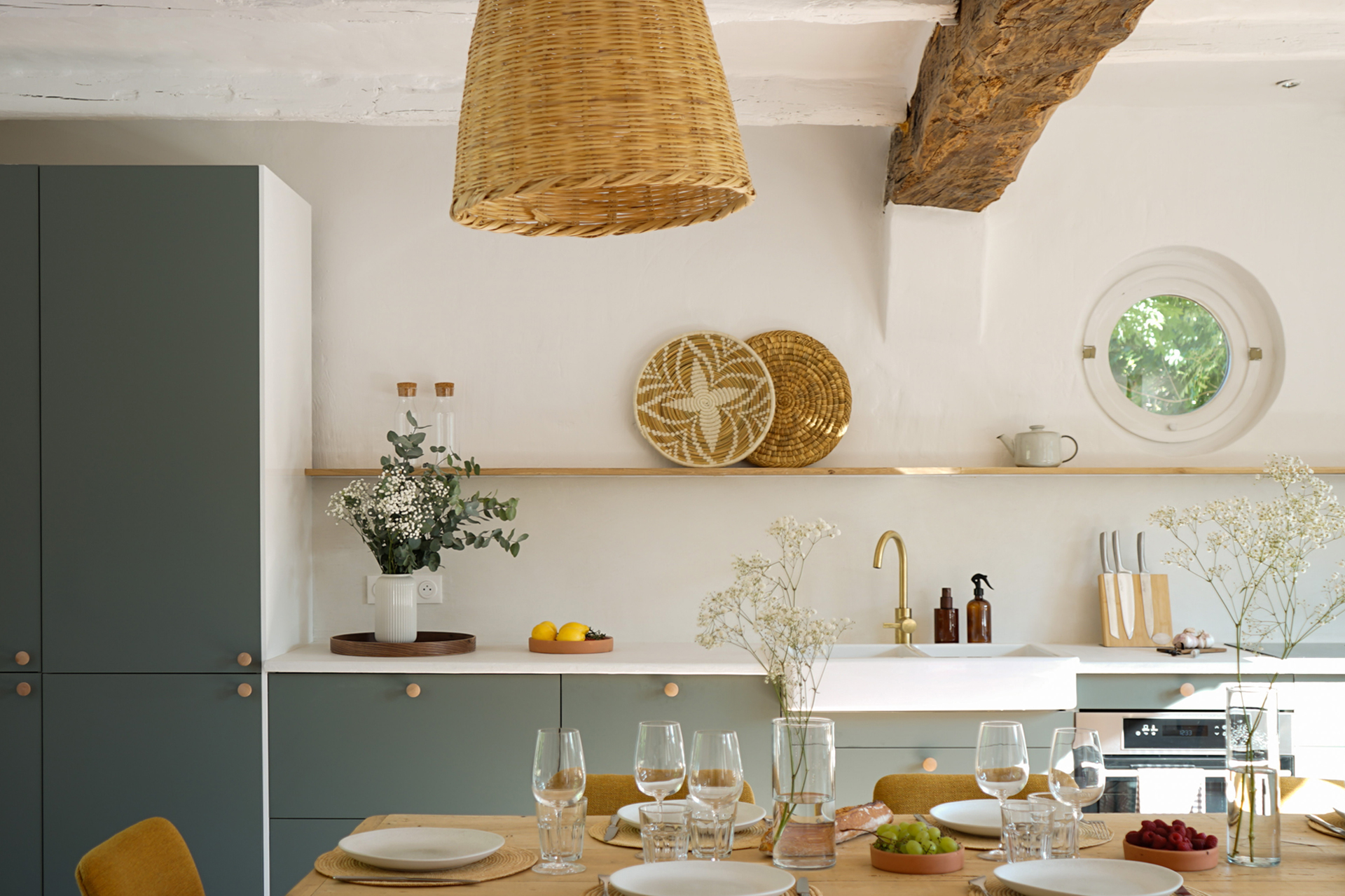 cuisine verte maison de campagne Maisons Cambrousse