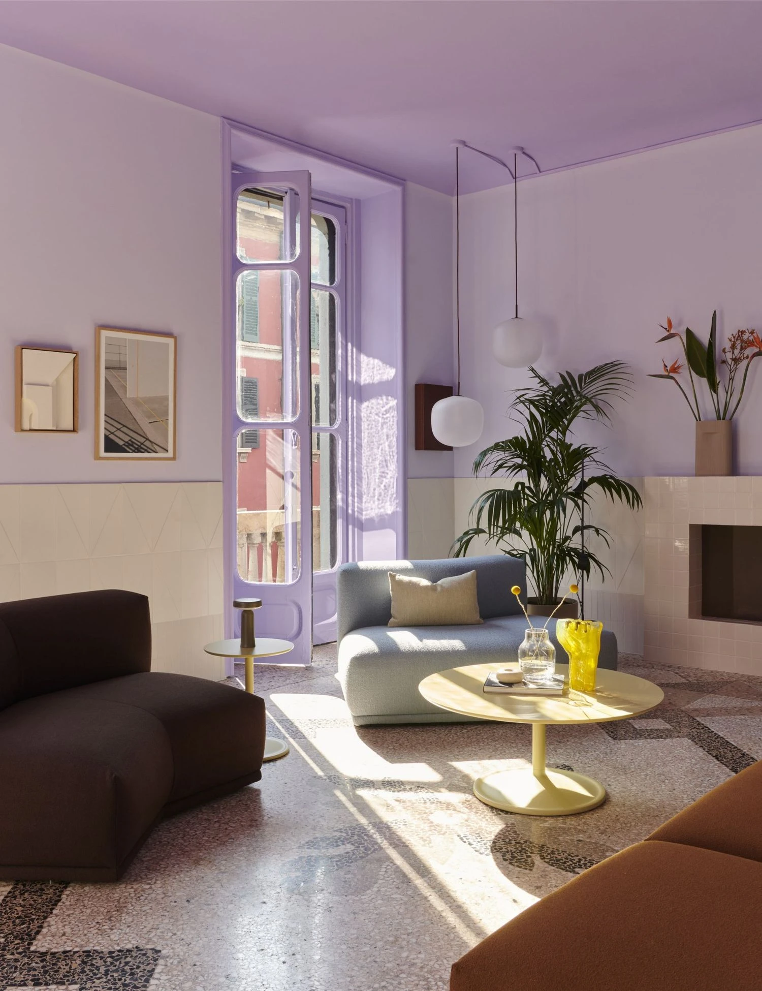 salon Muuto décoration design colorée salon Muuto décoration design colorée