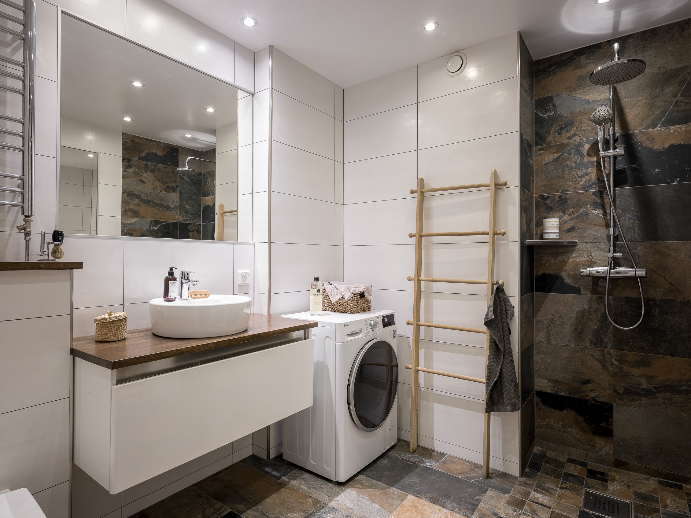salle de bain blanche et marron salle de bain blanche et marron