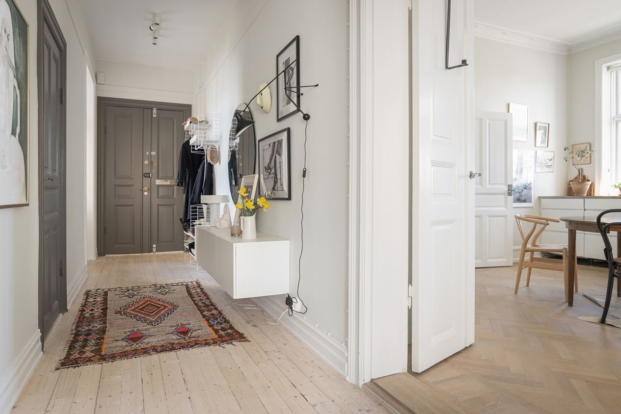 entrée avec parquet