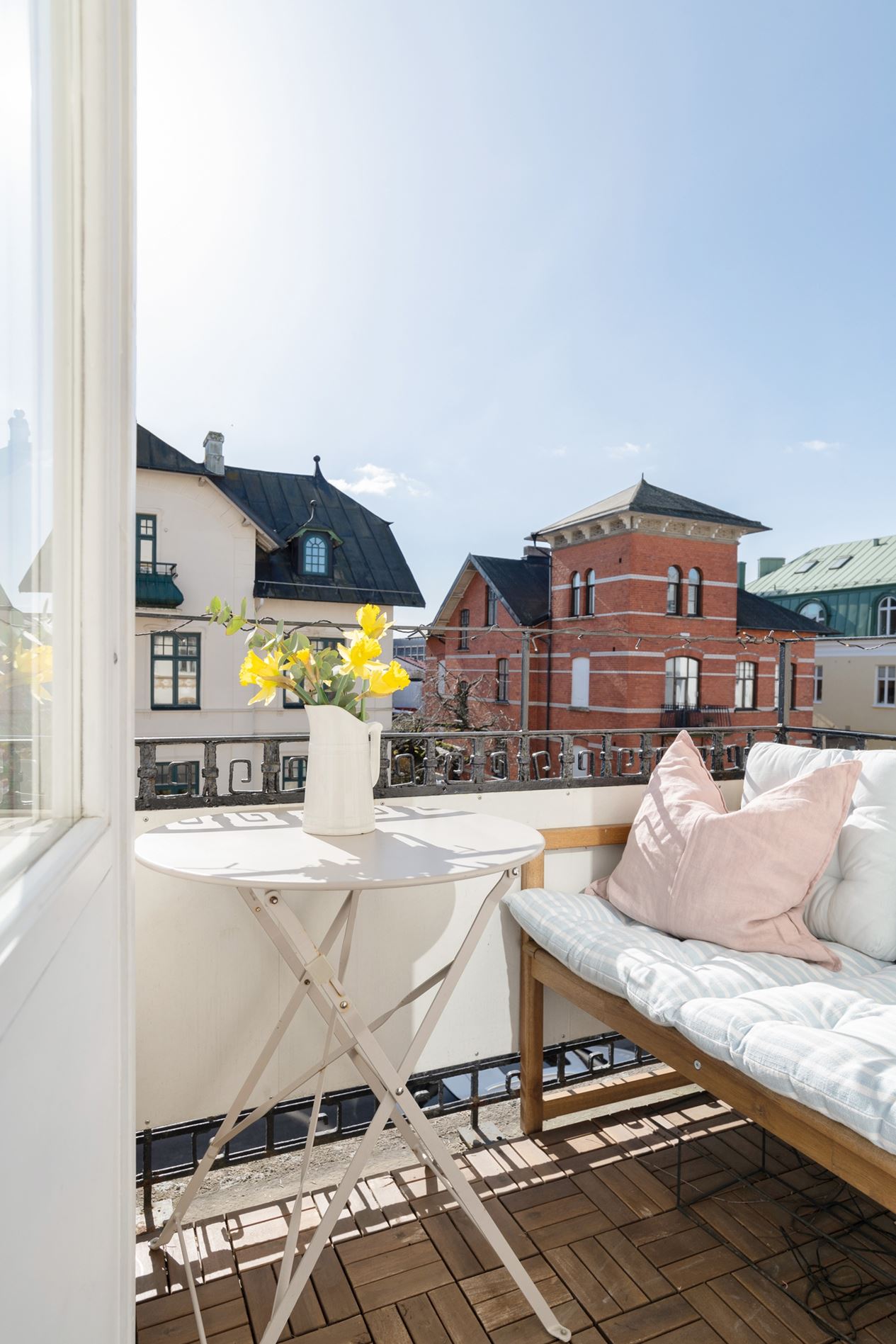 balcon appartement décoration scandinave