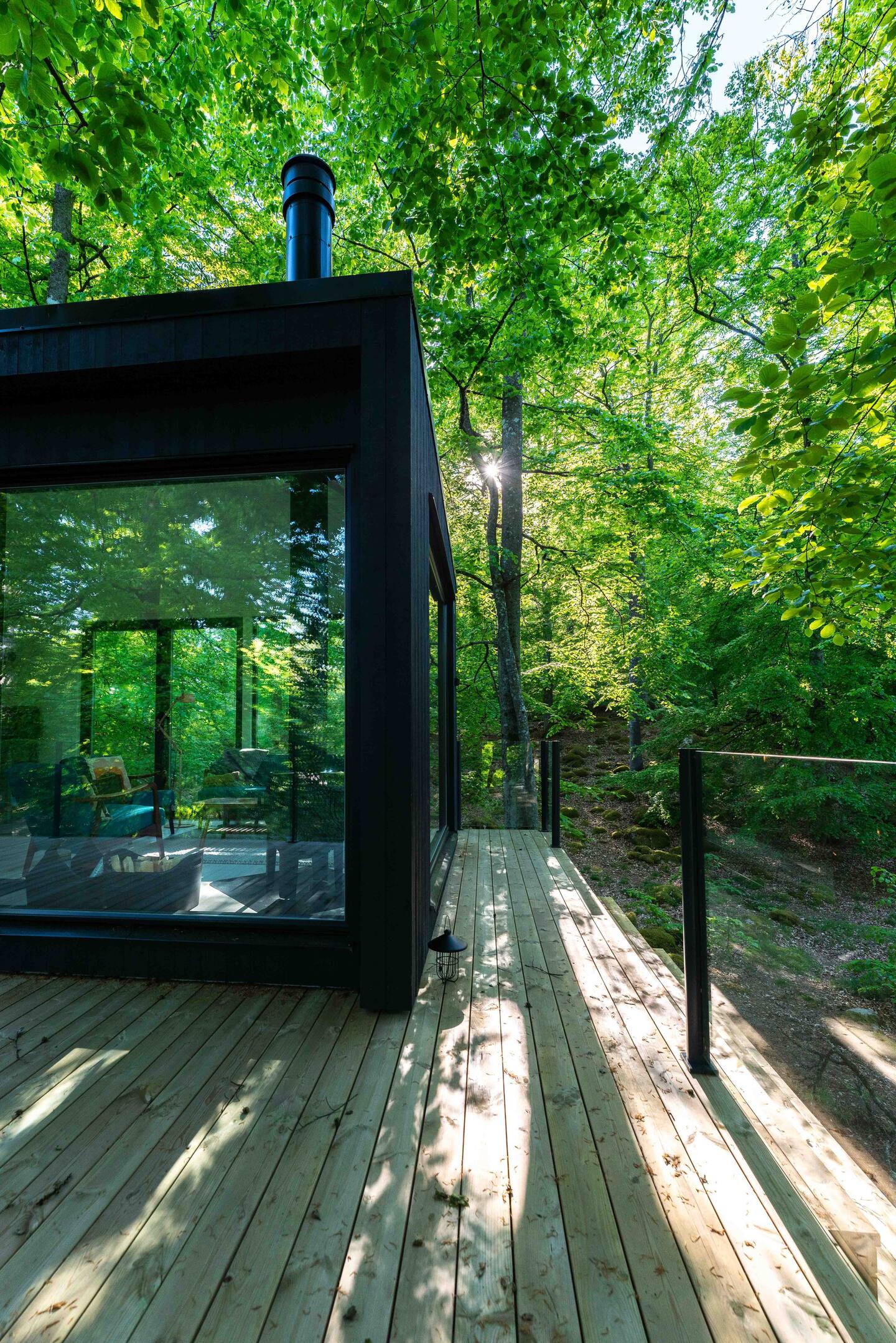 petite maison 55m2 en bois noir petite maison 55m2 en bois noir